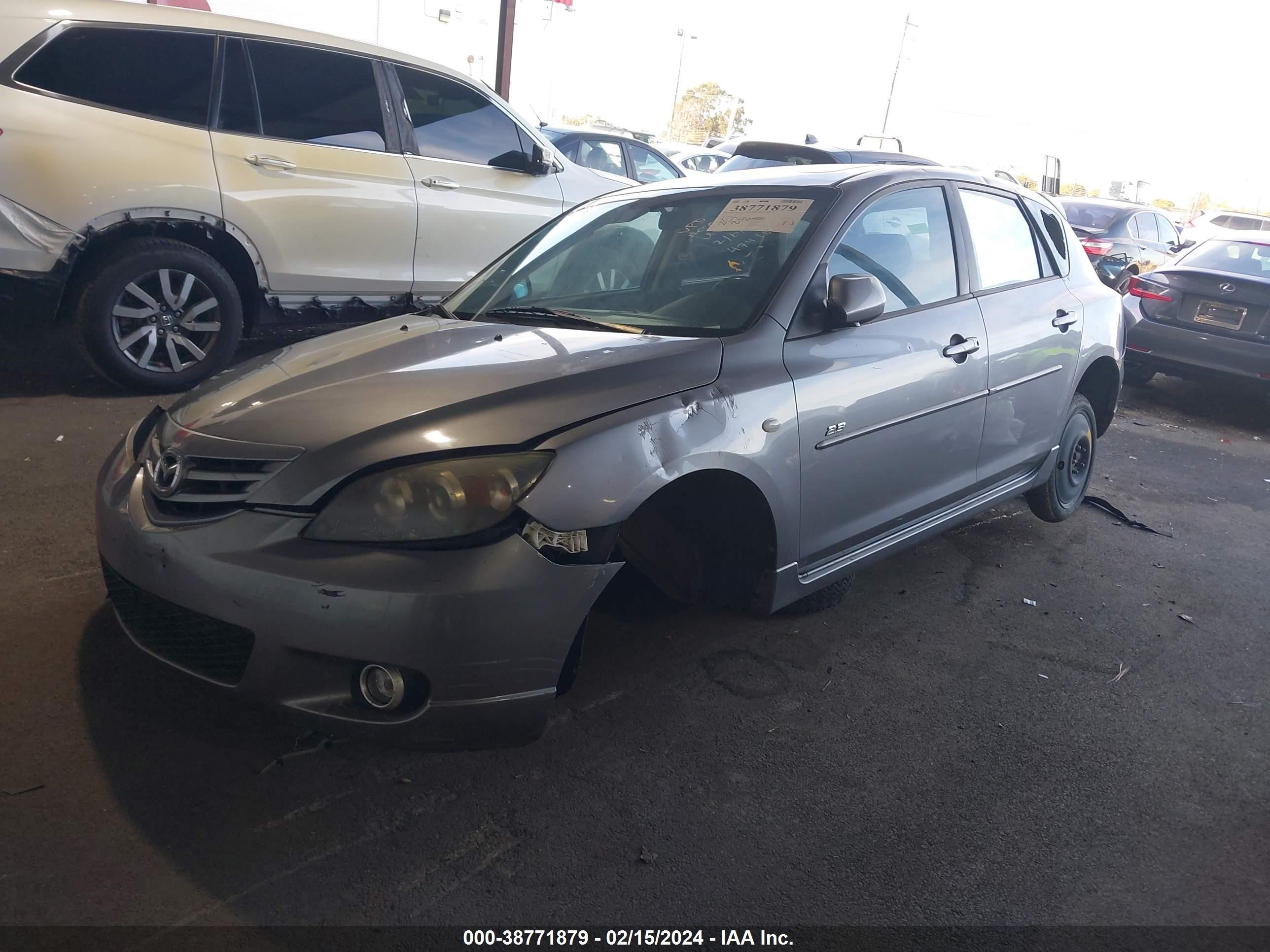 Photo 1 VIN: JM1BK144861474187 - MAZDA 3 