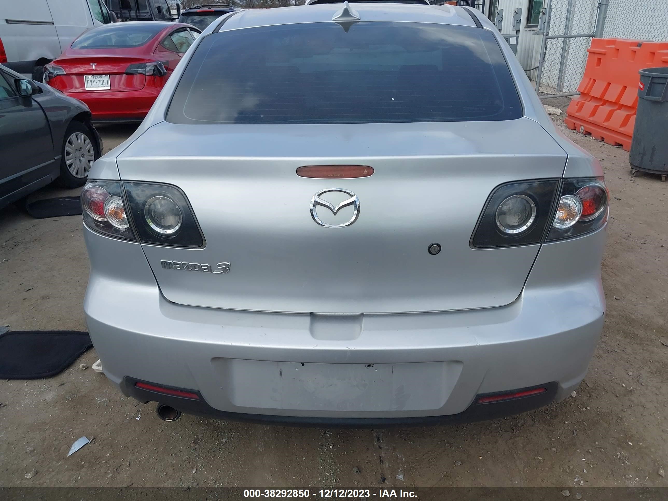 Photo 15 VIN: JM1BK323091201965 - MAZDA 3 