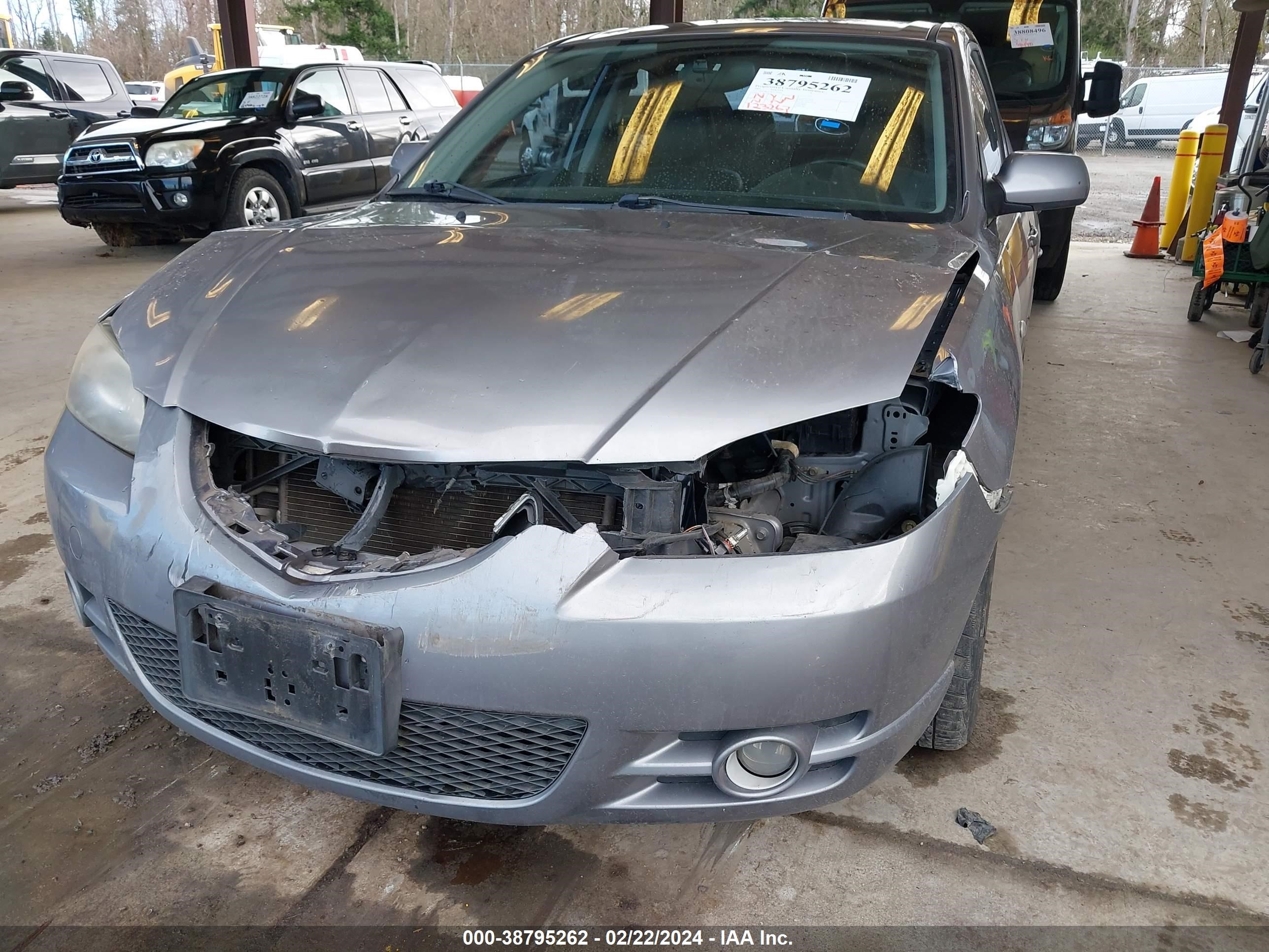 Photo 5 VIN: JM1BK323451245994 - MAZDA 3 