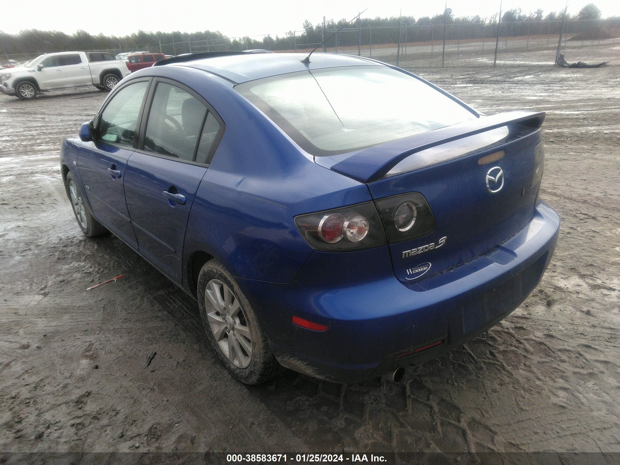 Photo 2 VIN: JM1BK323571721625 - MAZDA 3 