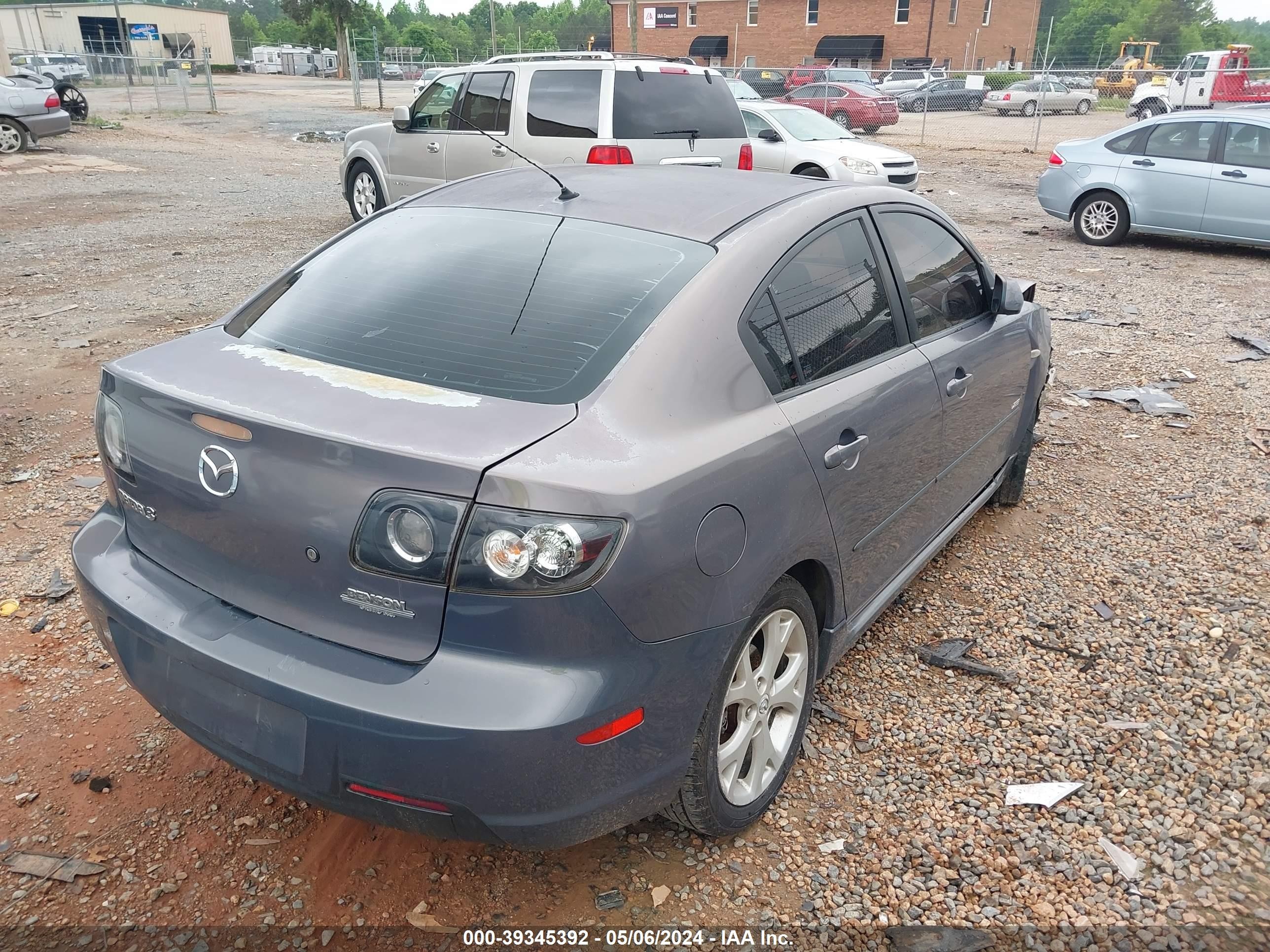 Photo 3 VIN: JM1BK323581133600 - MAZDA 3 