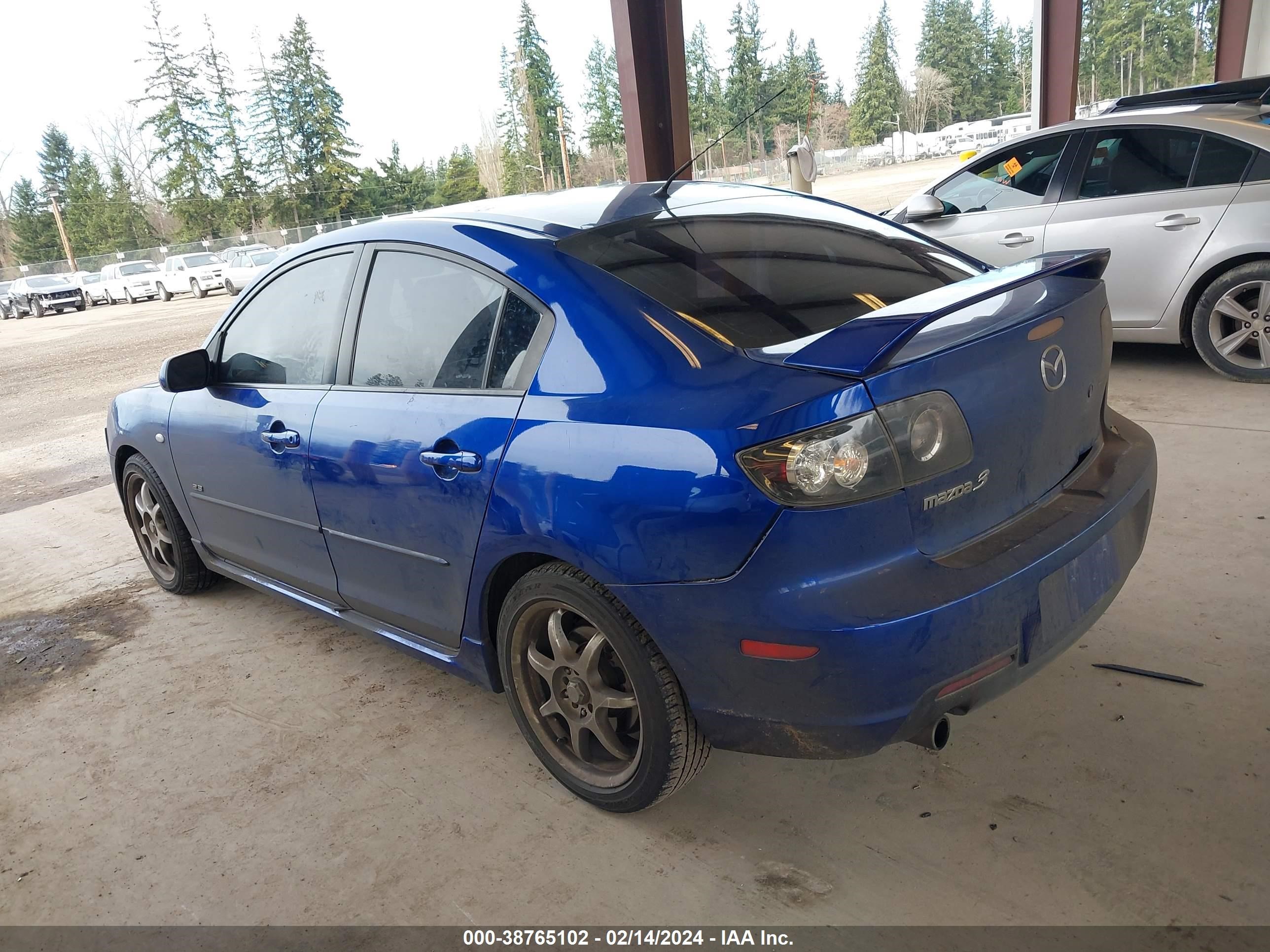 Photo 2 VIN: JM1BK323581835125 - MAZDA 3 