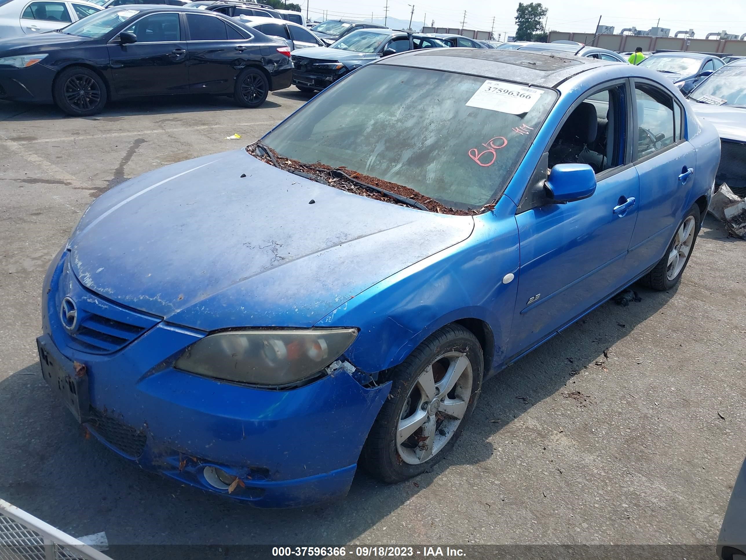 Photo 1 VIN: JM1BK323651252963 - MAZDA 3 