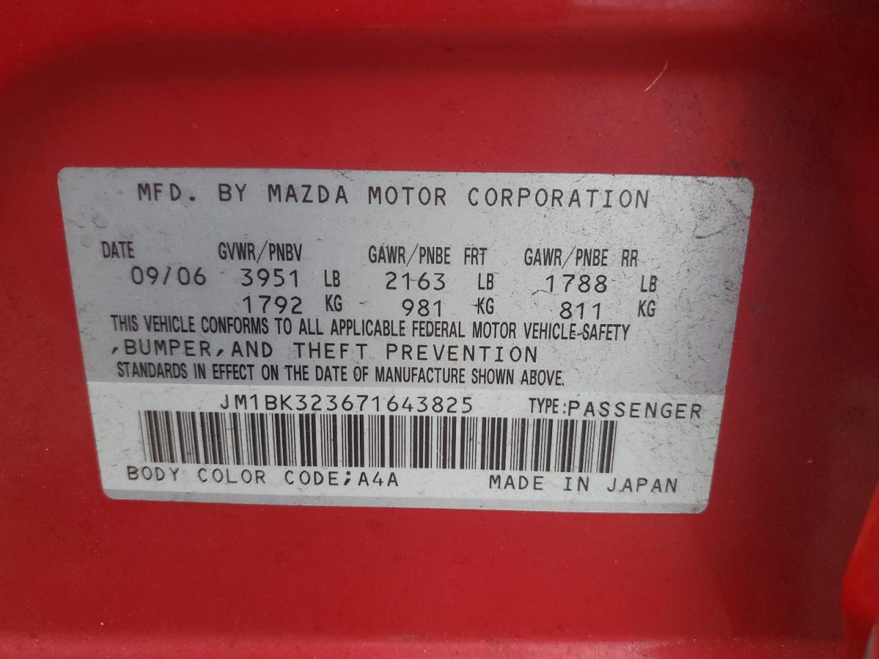 Photo 11 VIN: JM1BK323671643825 - MAZDA 3 