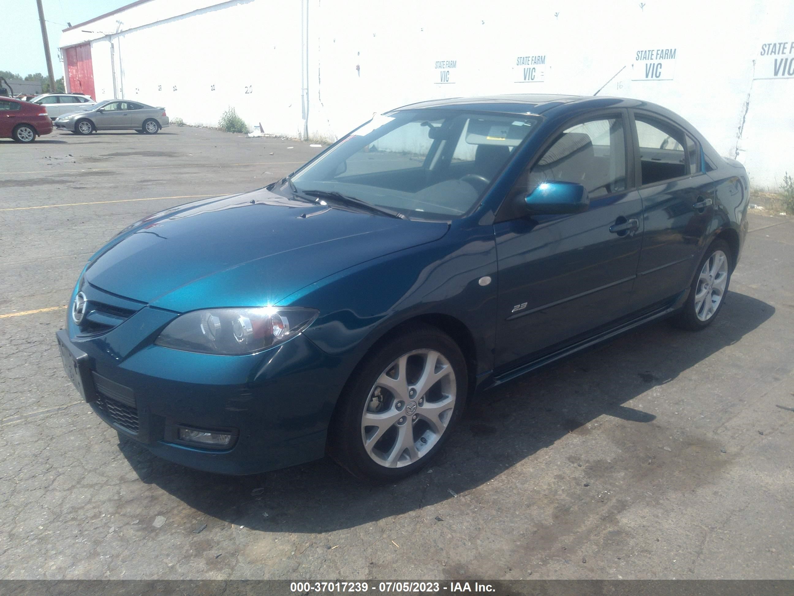 Photo 1 VIN: JM1BK323771606217 - MAZDA 3 