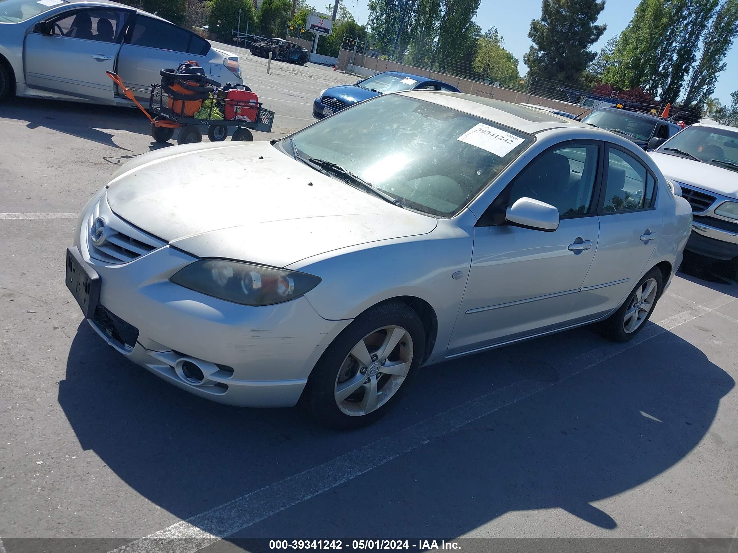 Photo 1 VIN: JM1BK323X51326675 - MAZDA 3 