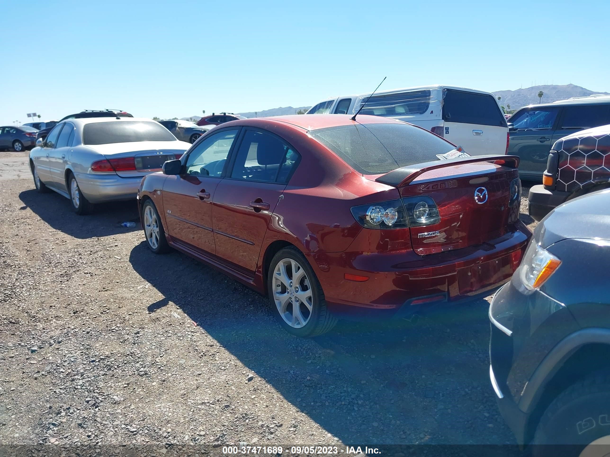 Photo 2 VIN: JM1BK323X81105601 - MAZDA 3 