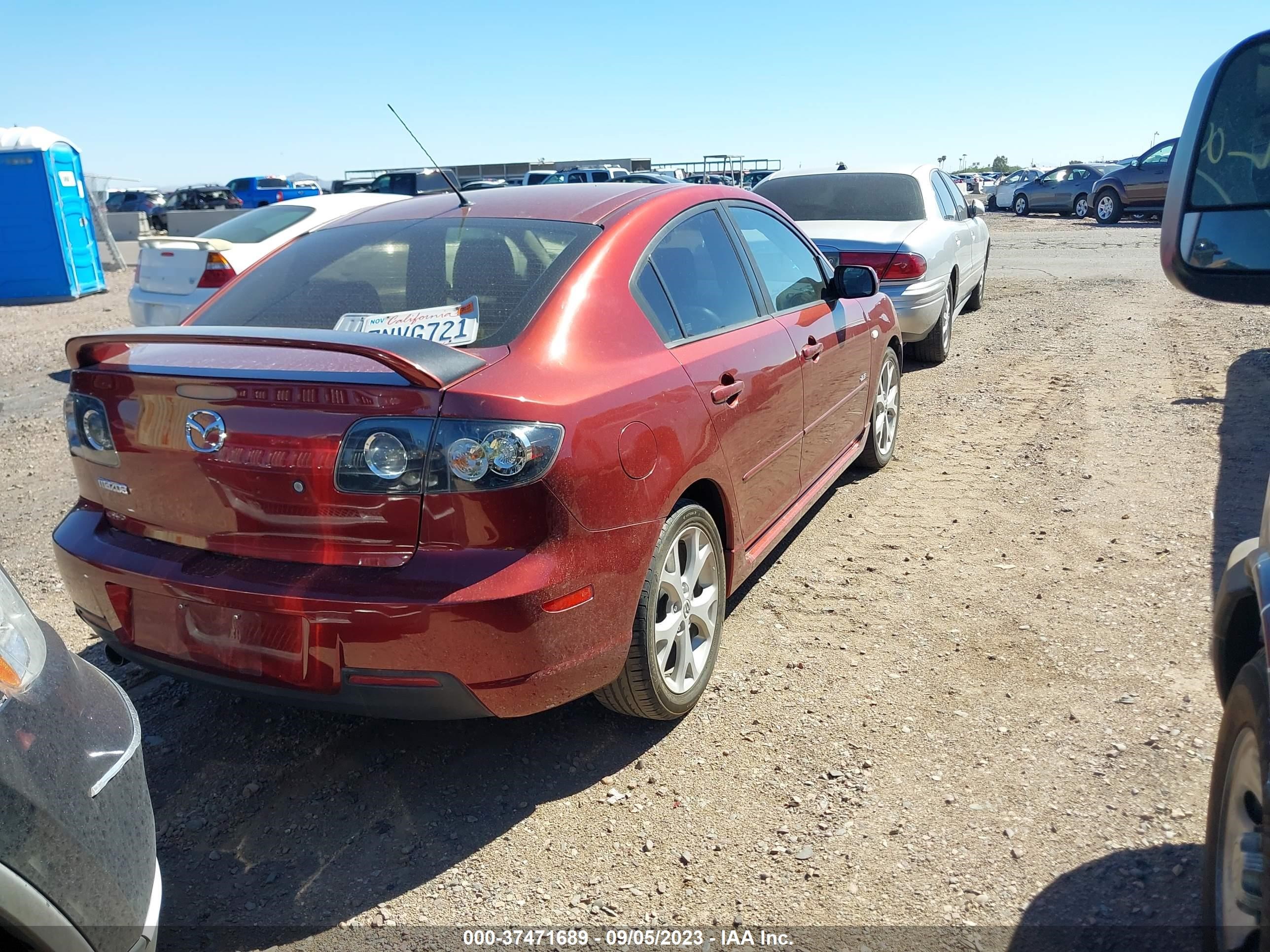 Photo 3 VIN: JM1BK323X81105601 - MAZDA 3 