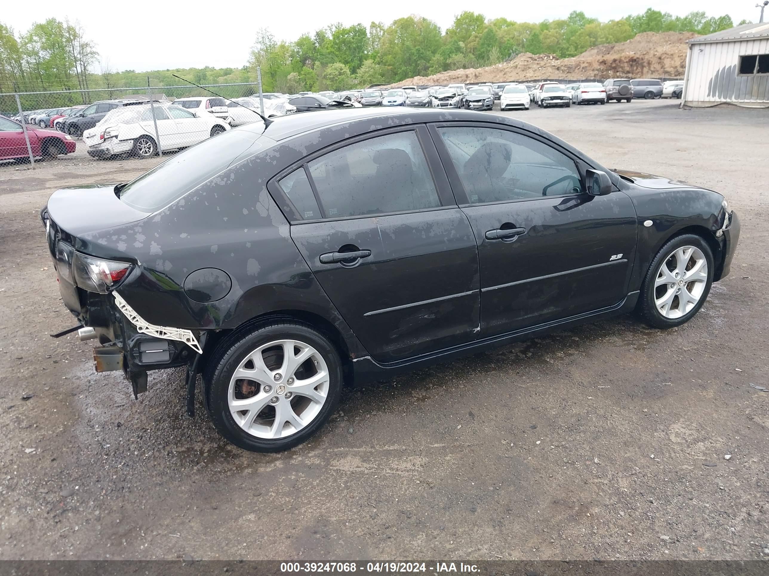 Photo 3 VIN: JM1BK324281781095 - MAZDA 3 