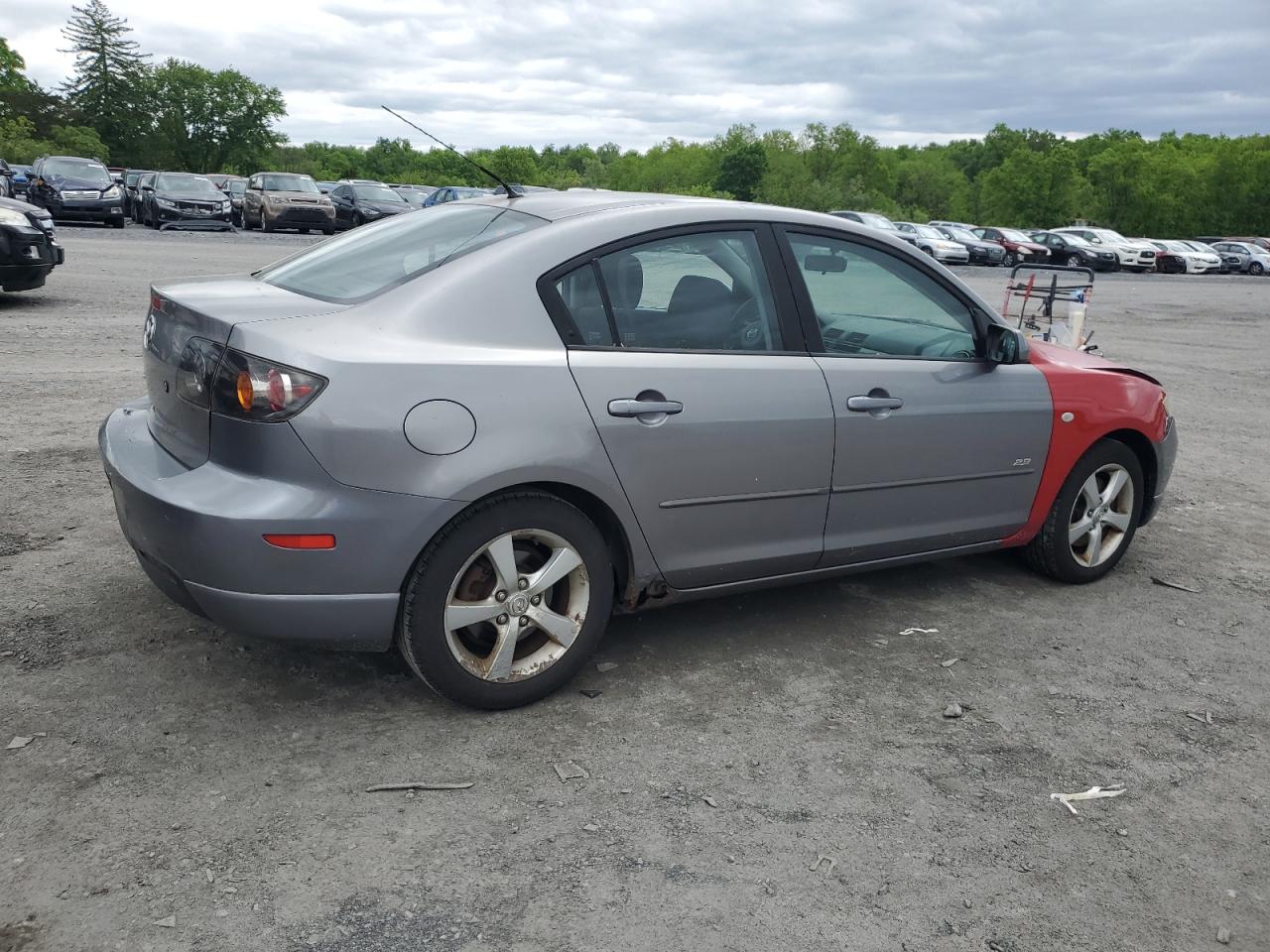 Photo 2 VIN: JM1BK324561404337 - MAZDA 3 