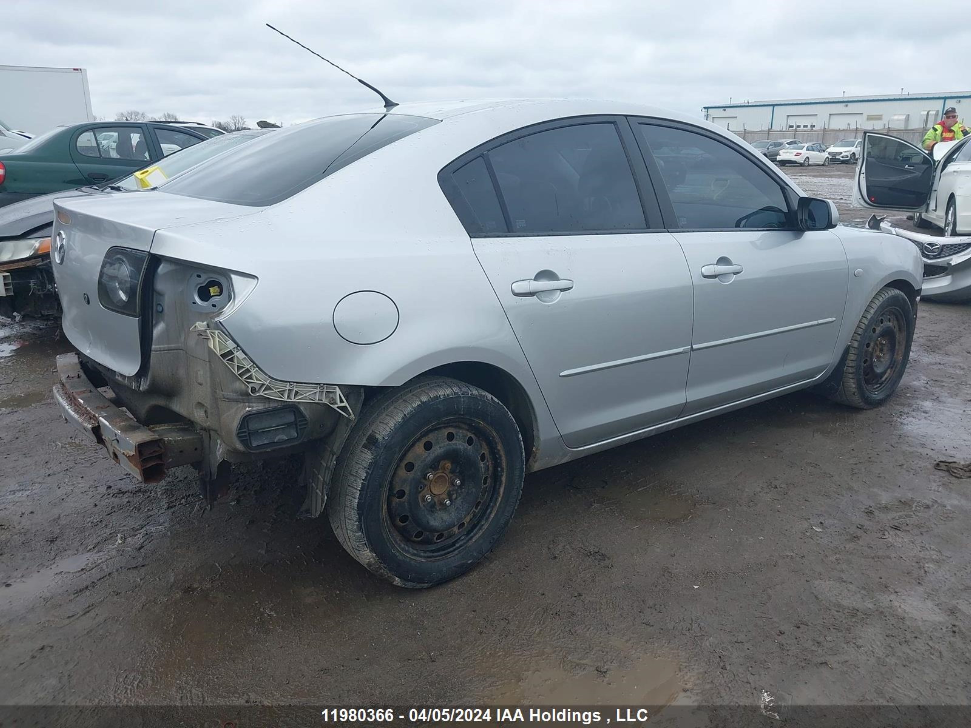 Photo 3 VIN: JM1BK32F081137418 - MAZDA 3 