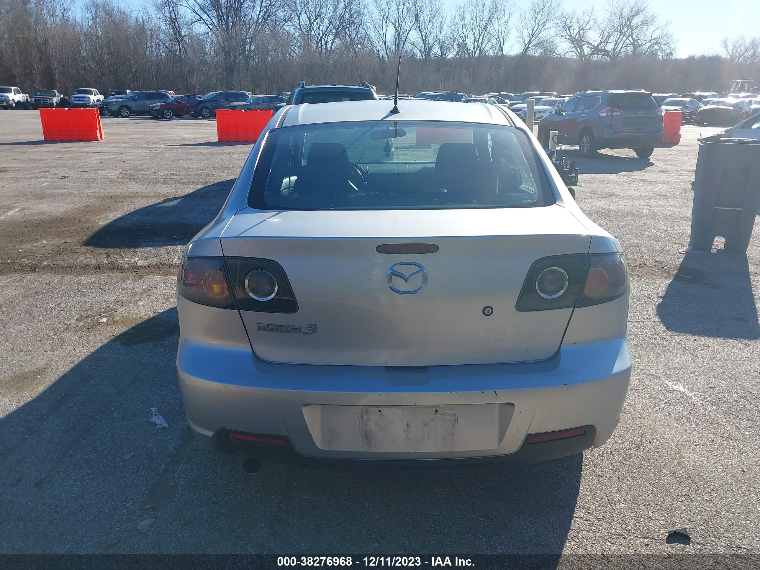 Photo 15 VIN: JM1BK32F091191870 - MAZDA 3 