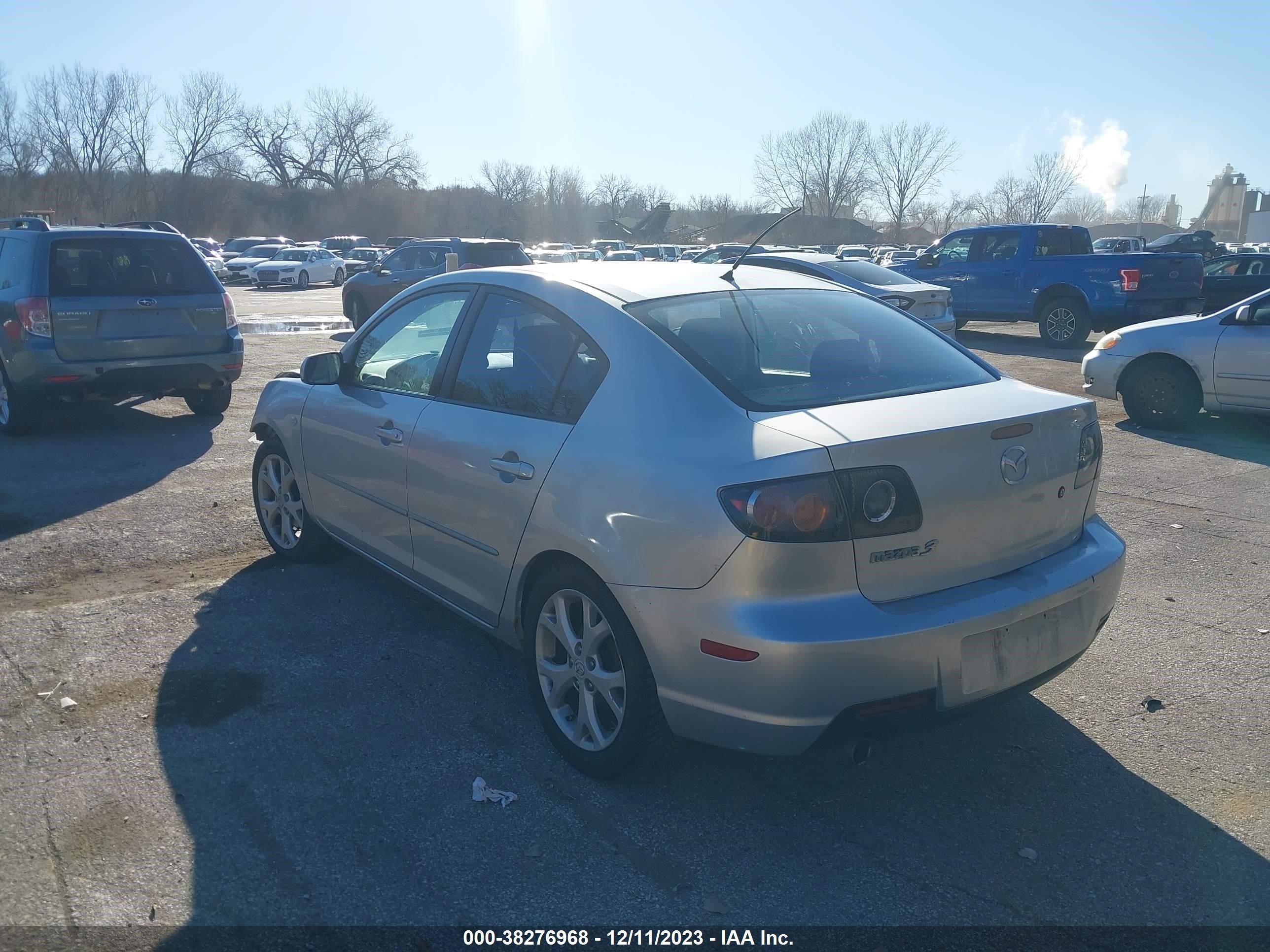 Photo 2 VIN: JM1BK32F091191870 - MAZDA 3 