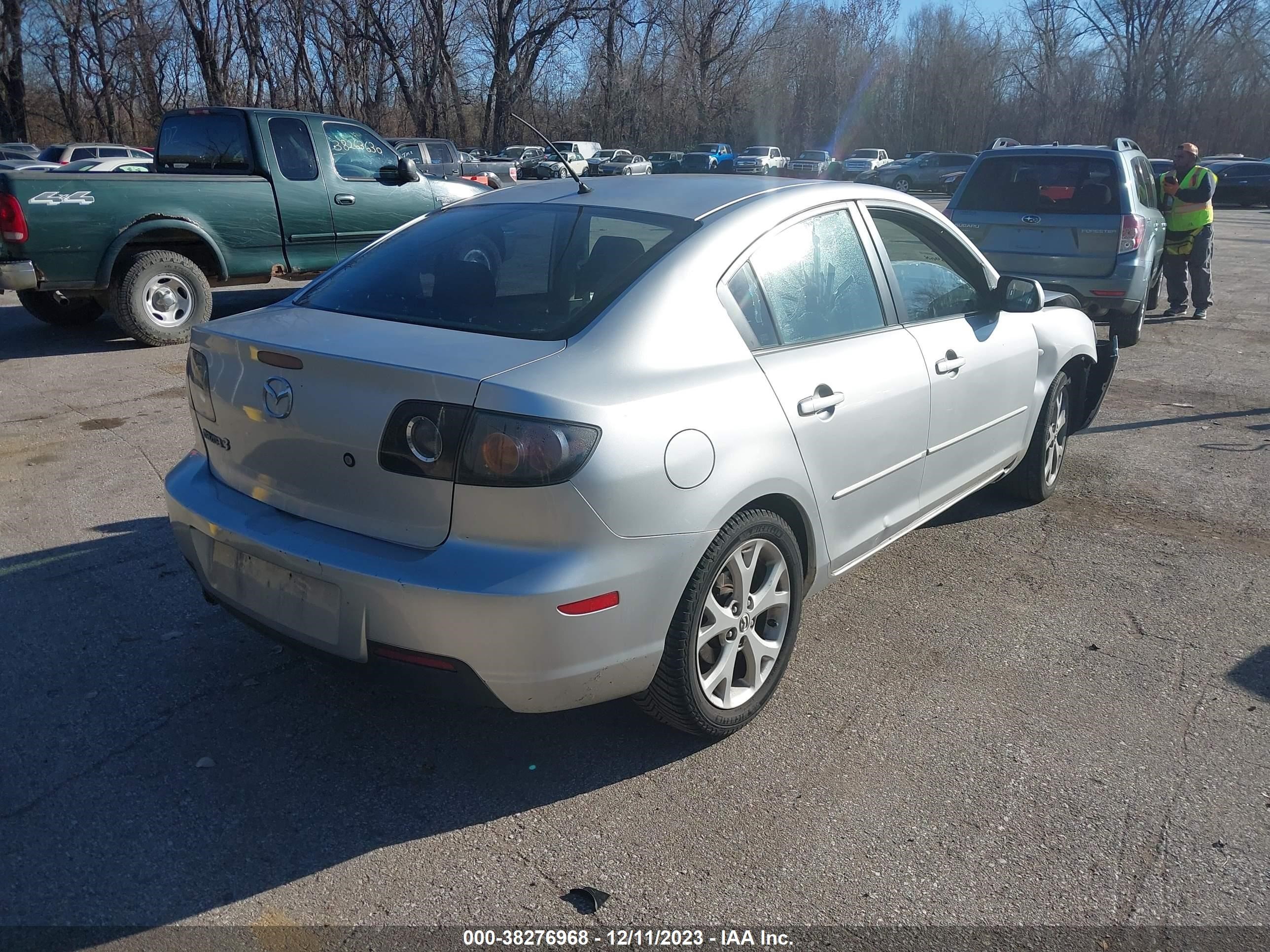 Photo 3 VIN: JM1BK32F091191870 - MAZDA 3 