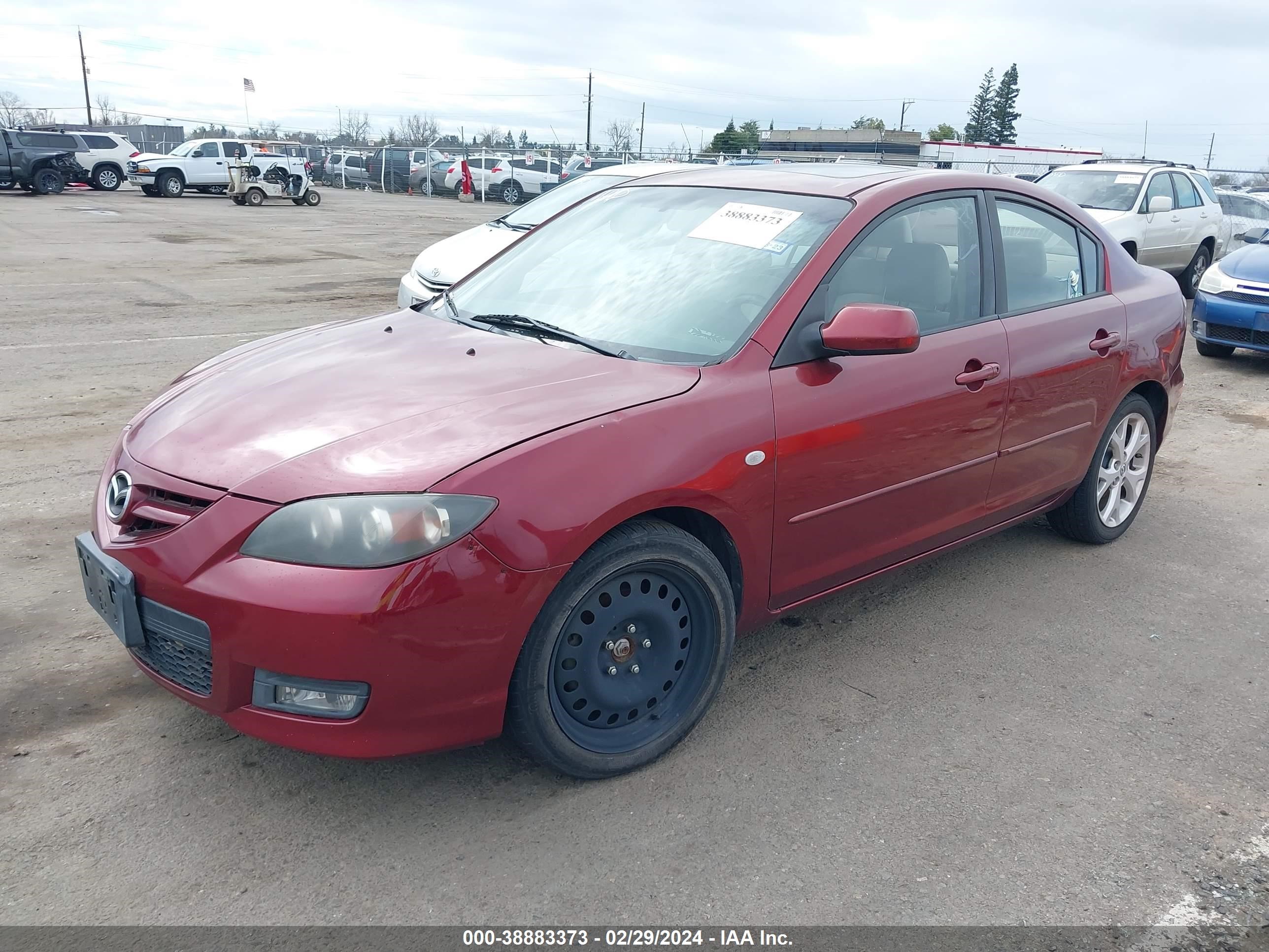 Photo 1 VIN: JM1BK32F181186675 - MAZDA 3 