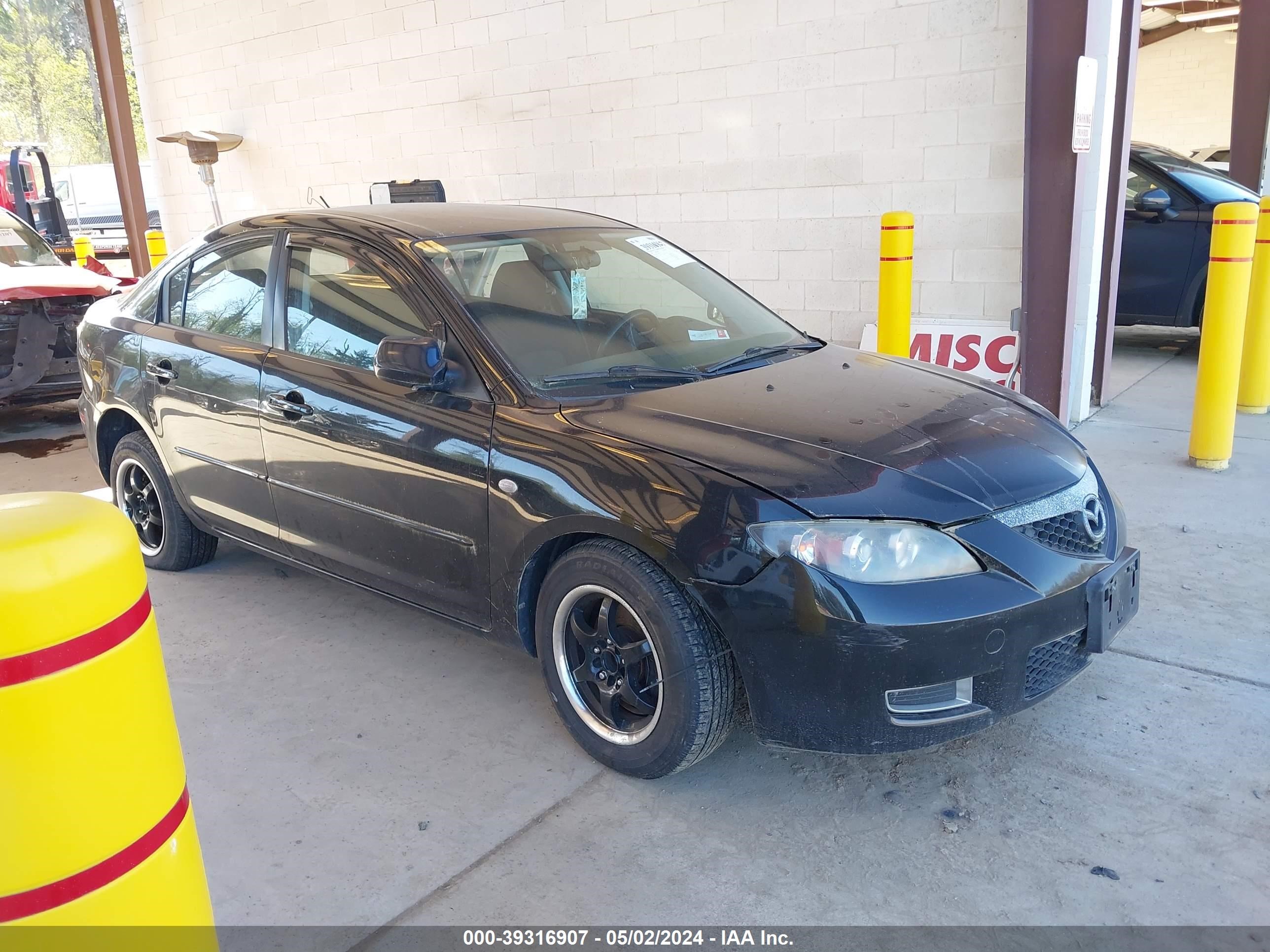 Photo 0 VIN: JM1BK32F181874255 - MAZDA 3 