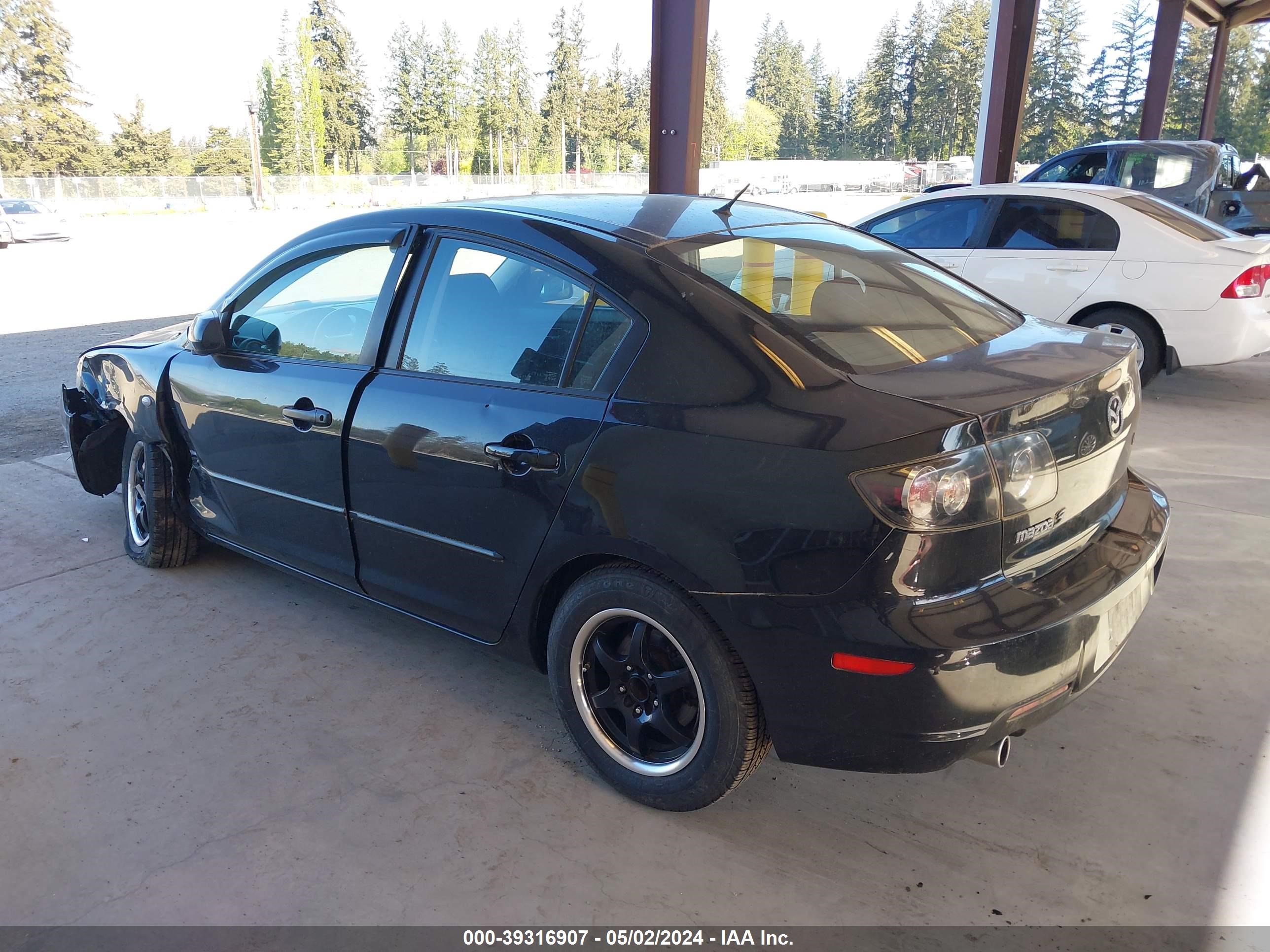 Photo 2 VIN: JM1BK32F181874255 - MAZDA 3 