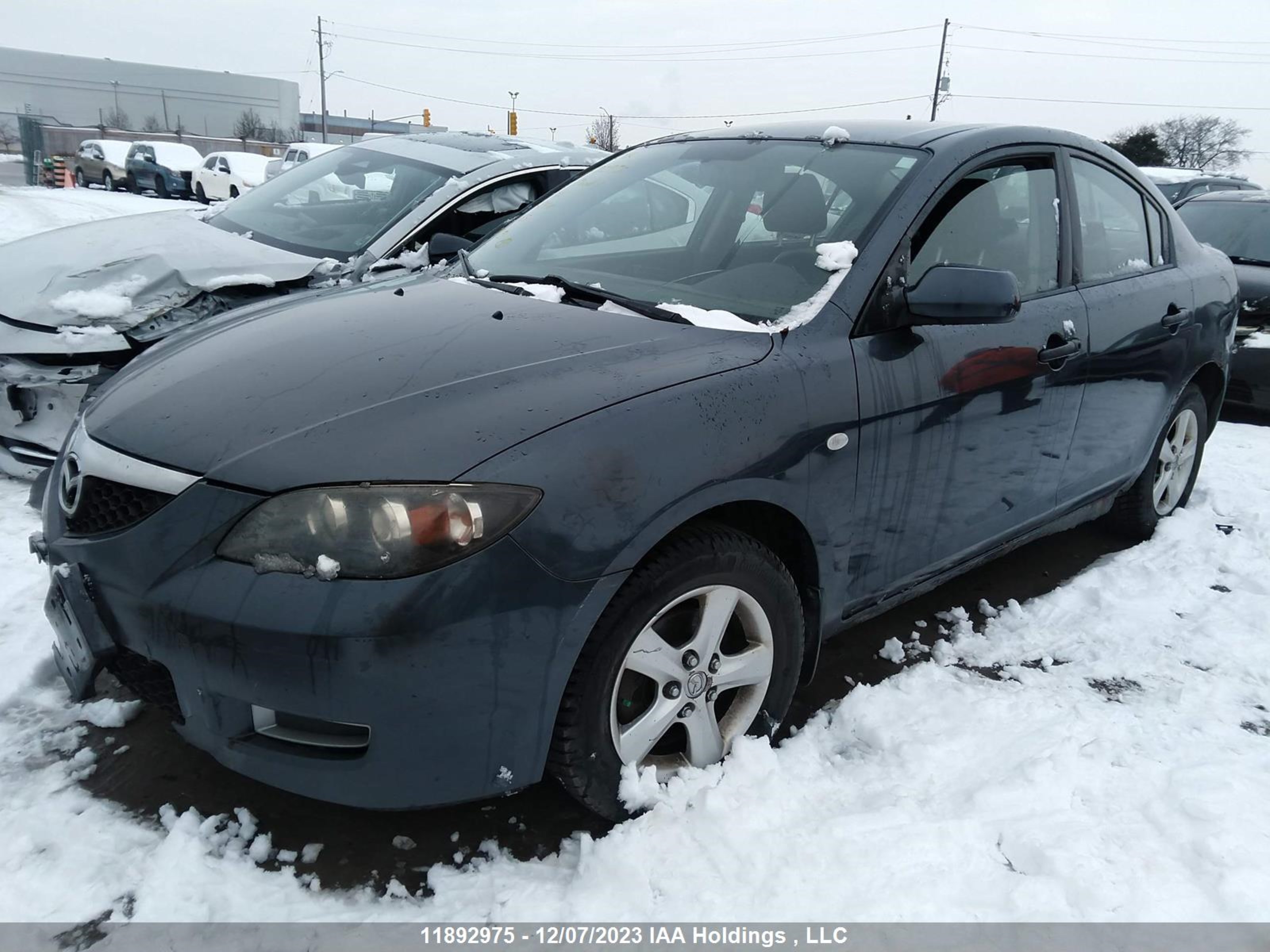 Photo 1 VIN: JM1BK32F281162448 - MAZDA 3 