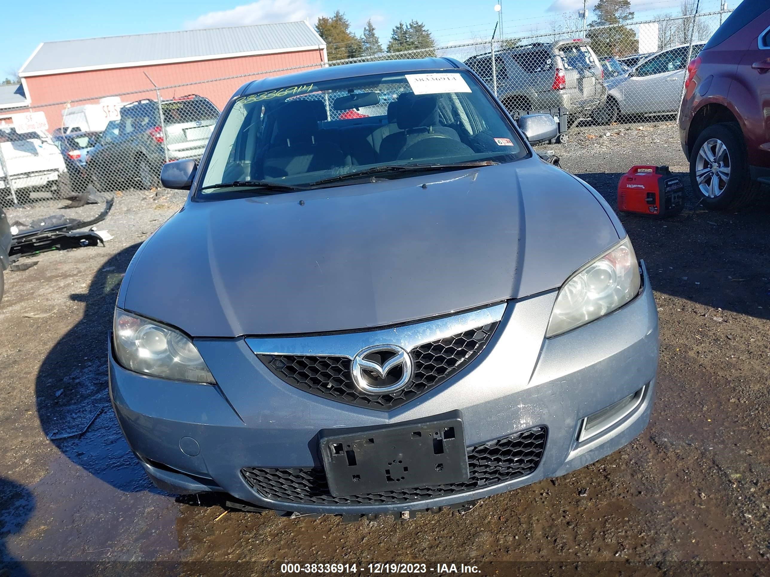 Photo 11 VIN: JM1BK32F281176897 - MAZDA 3 