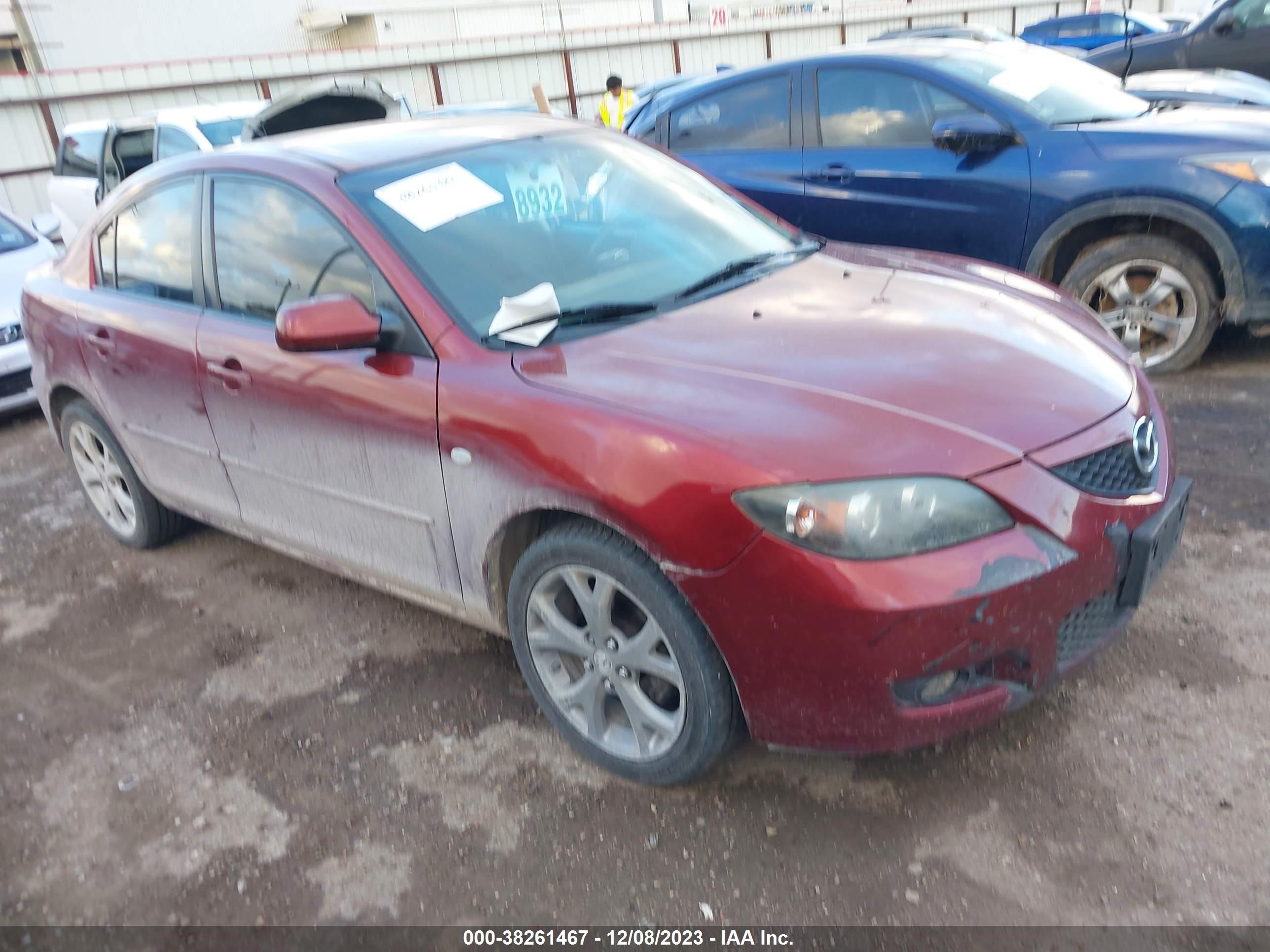 Photo 0 VIN: JM1BK32F281178181 - MAZDA 3 