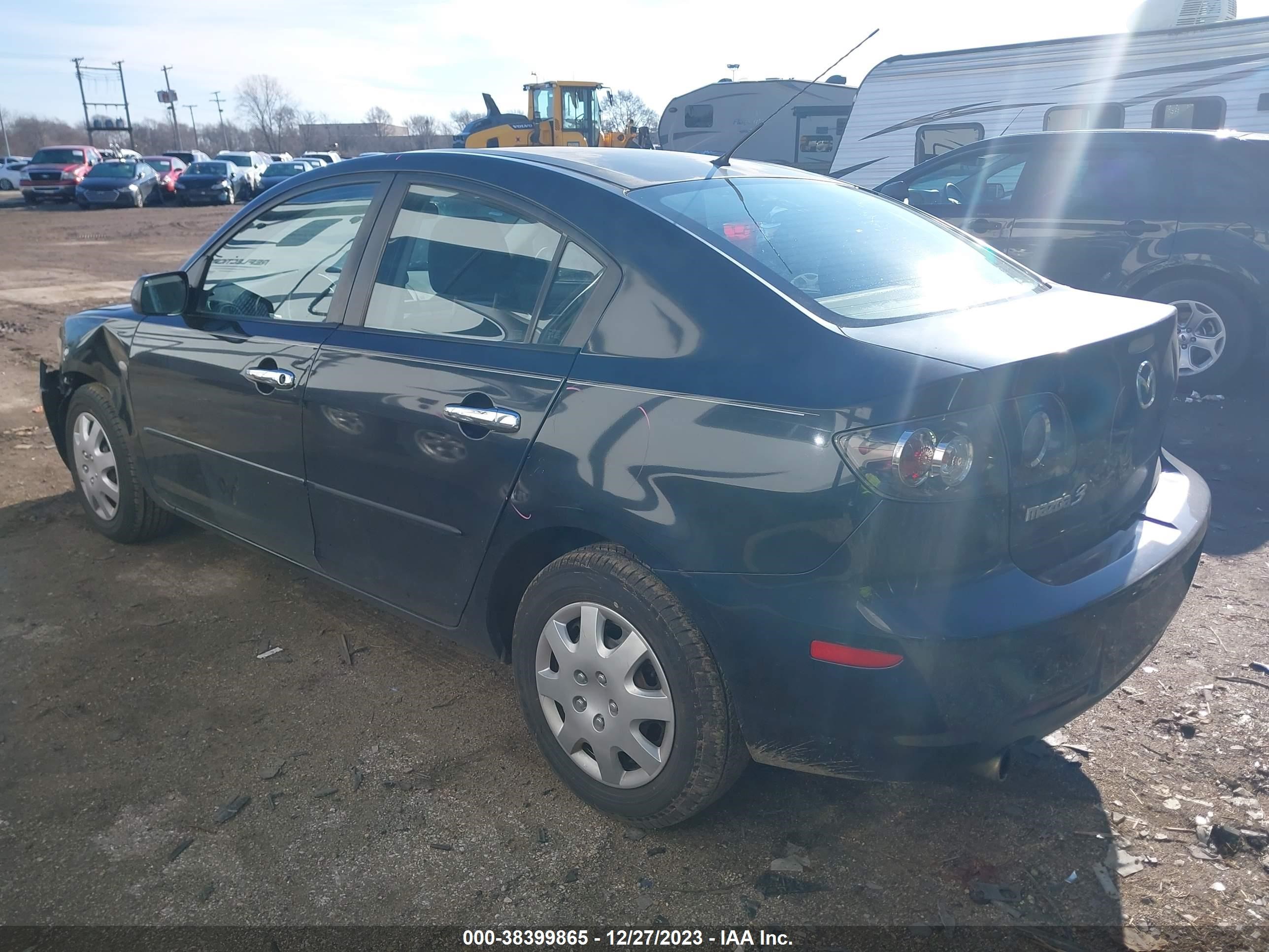 Photo 2 VIN: JM1BK32F281866763 - MAZDA 3 