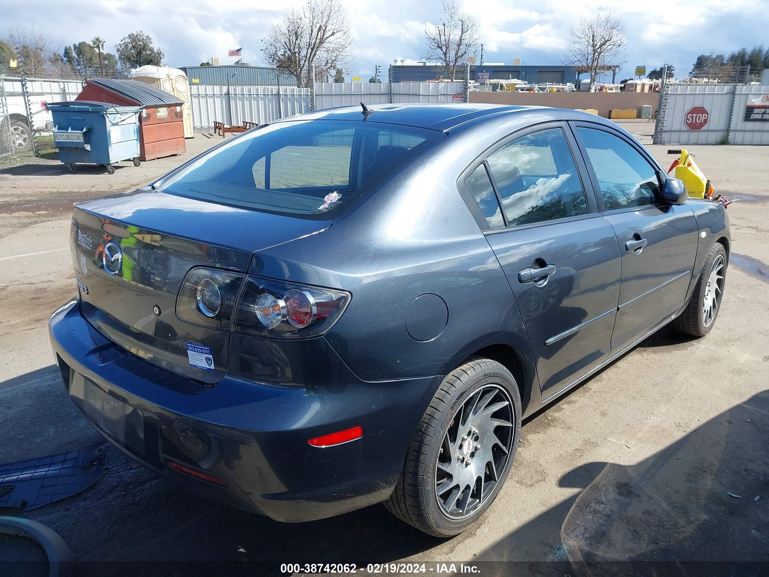 Photo 3 VIN: JM1BK32F291215991 - MAZDA 3 