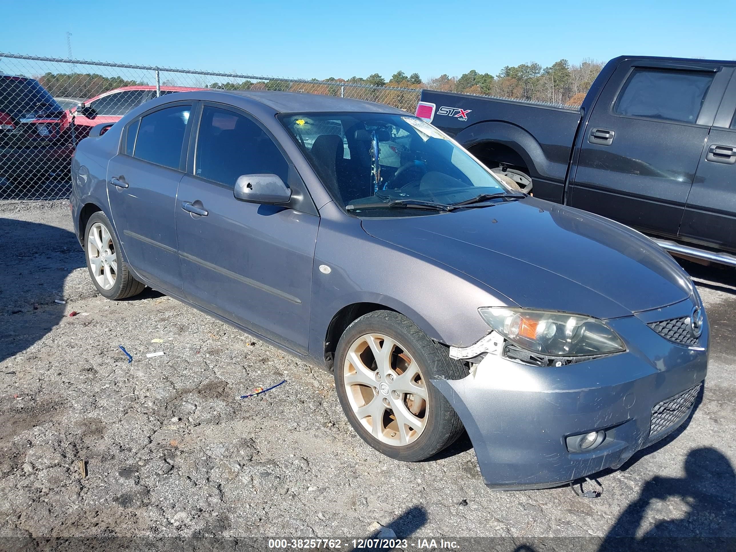 Photo 0 VIN: JM1BK32F291222729 - MAZDA 3 