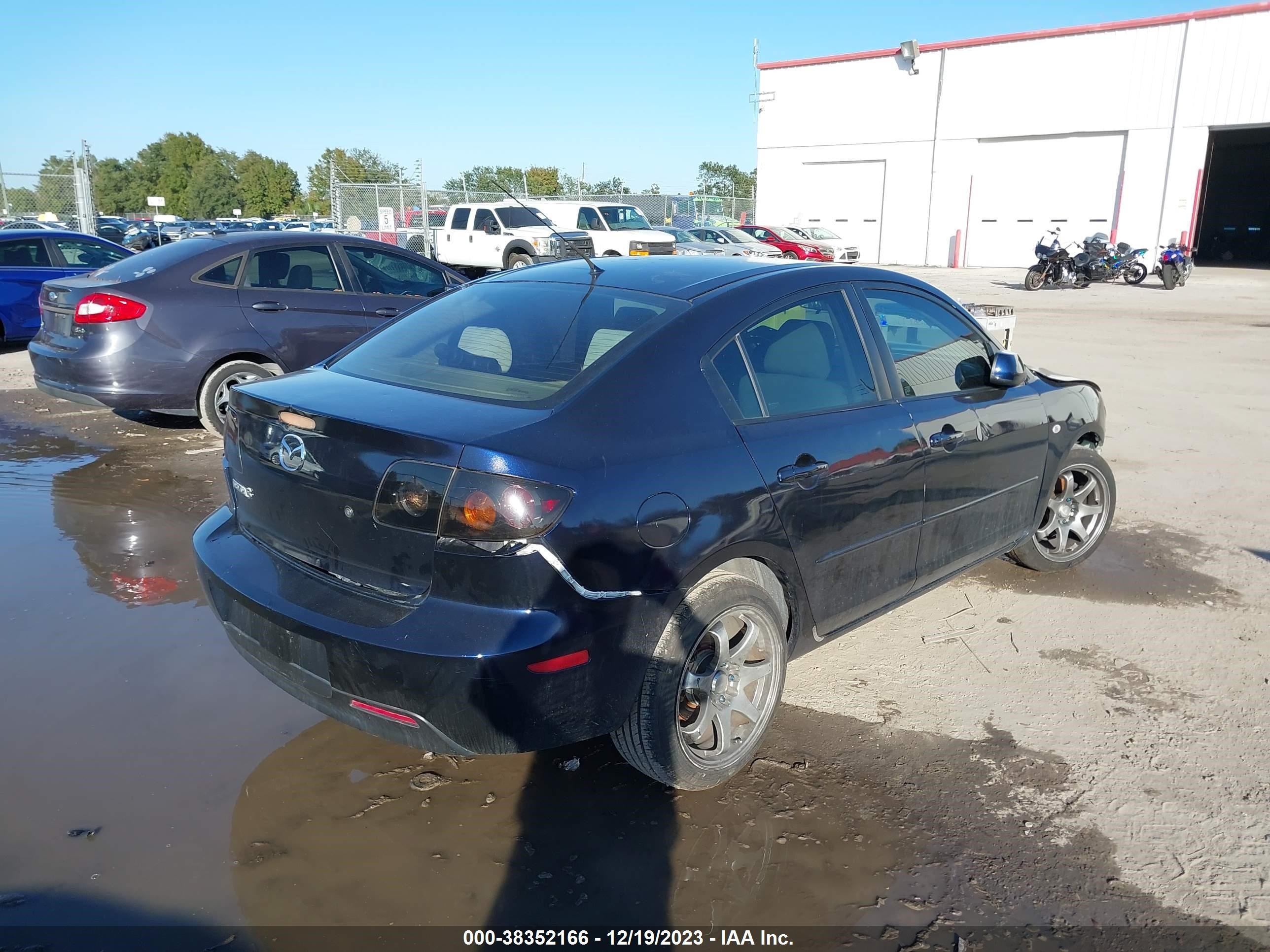 Photo 3 VIN: JM1BK32F291240552 - MAZDA 3 