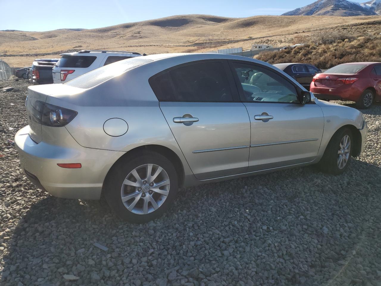 Photo 2 VIN: JM1BK32F371680020 - MAZDA 3 