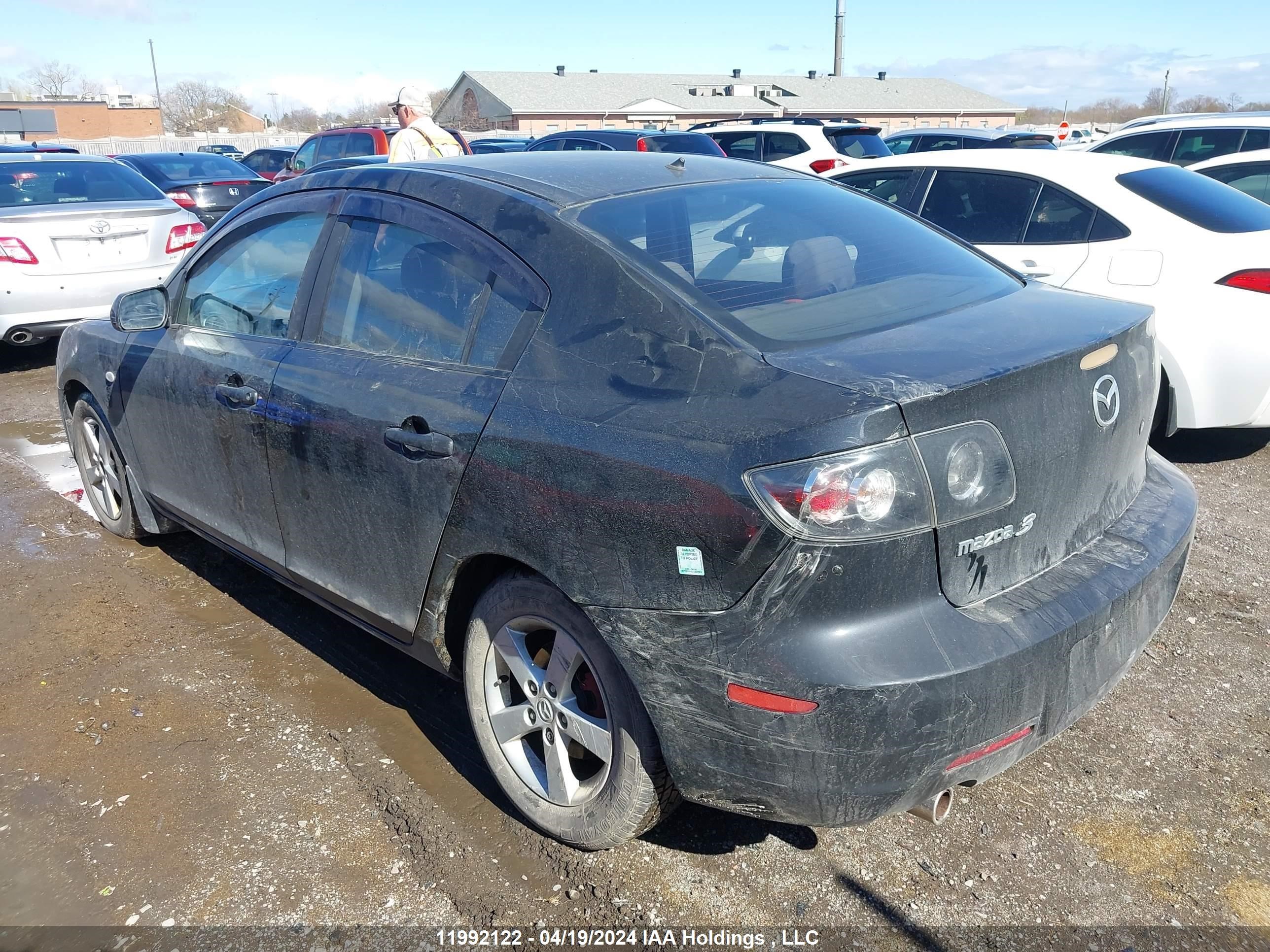 Photo 2 VIN: JM1BK32F371713792 - MAZDA 3 