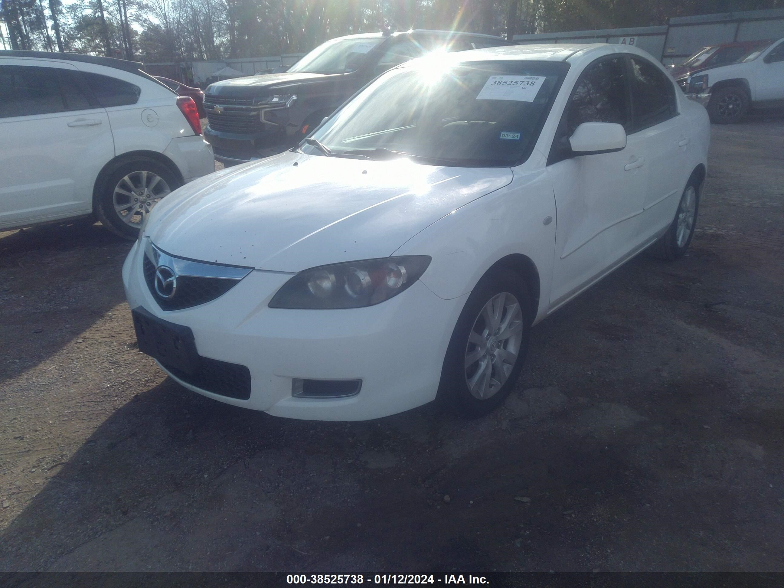 Photo 1 VIN: JM1BK32F381808158 - MAZDA 3 