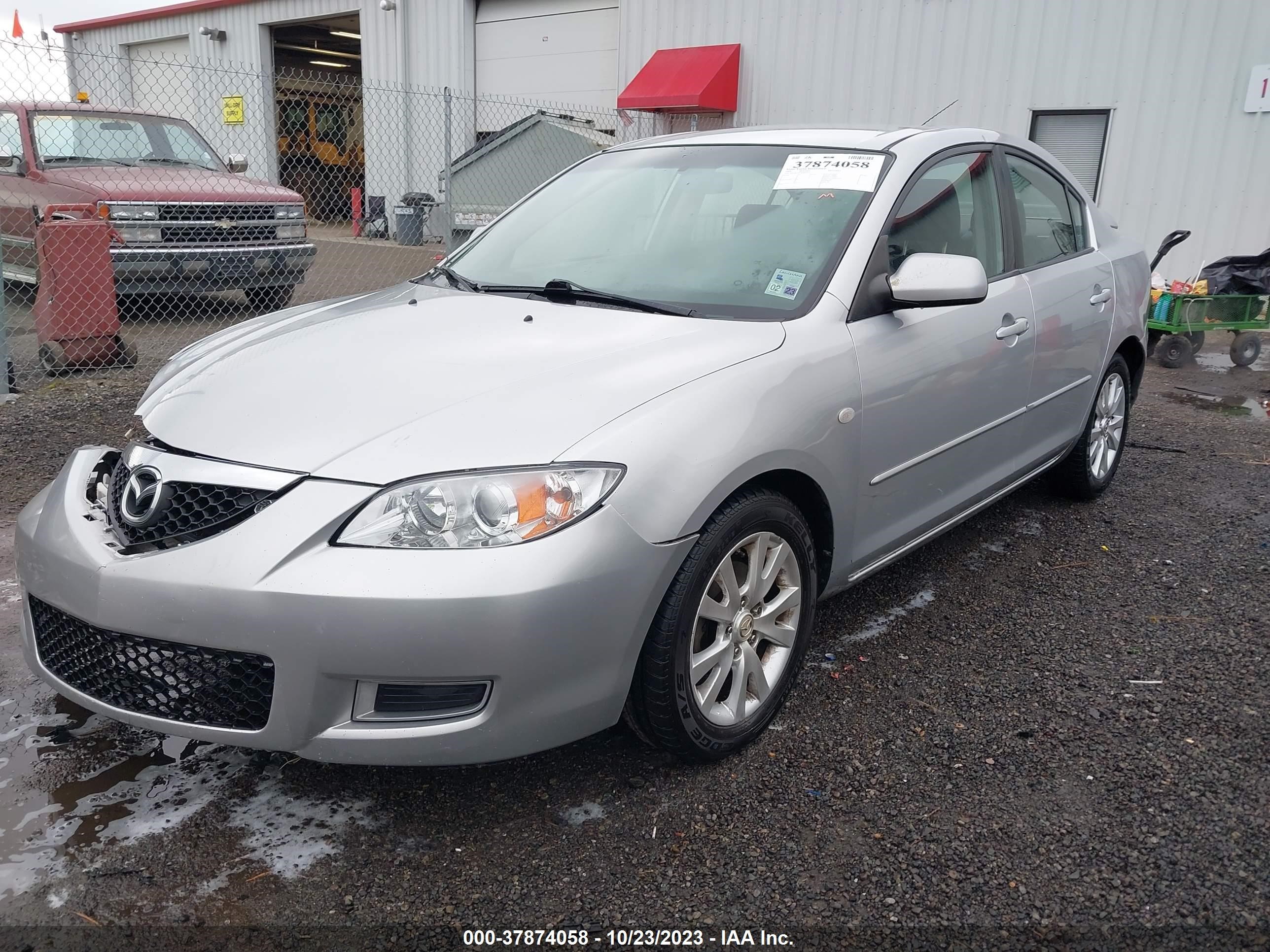 Photo 1 VIN: JM1BK32F381865931 - MAZDA 3 