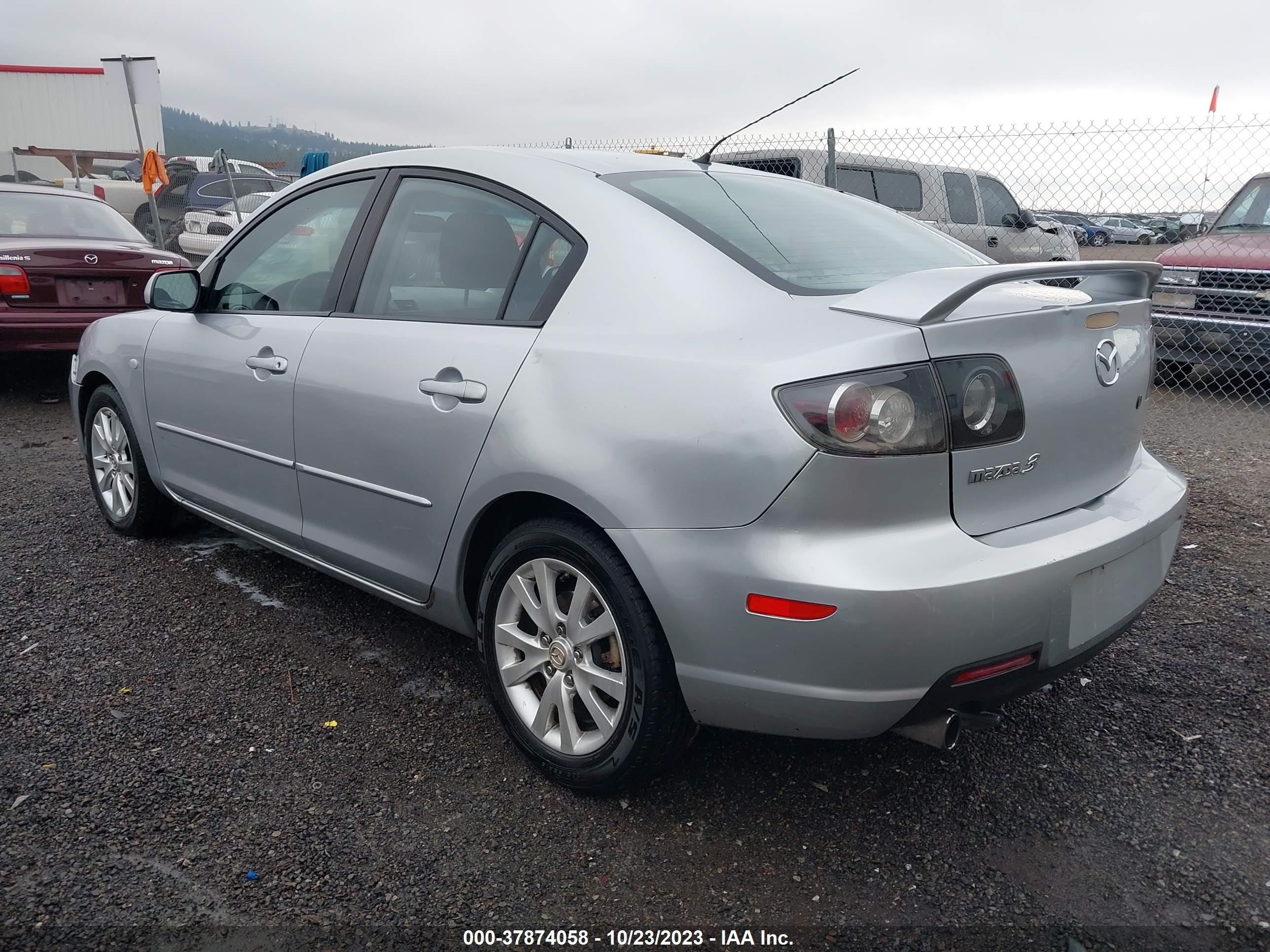 Photo 2 VIN: JM1BK32F381865931 - MAZDA 3 