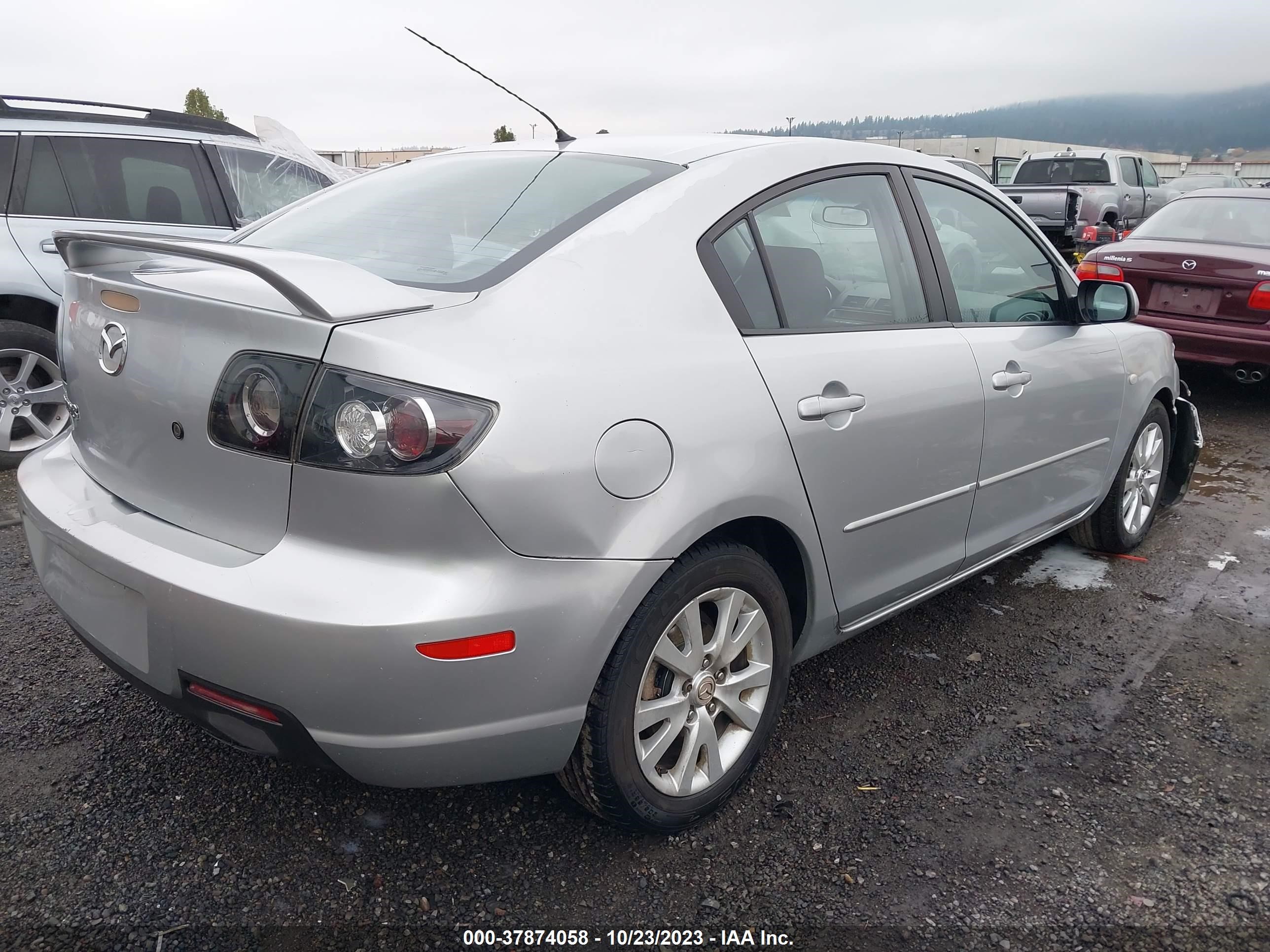 Photo 3 VIN: JM1BK32F381865931 - MAZDA 3 