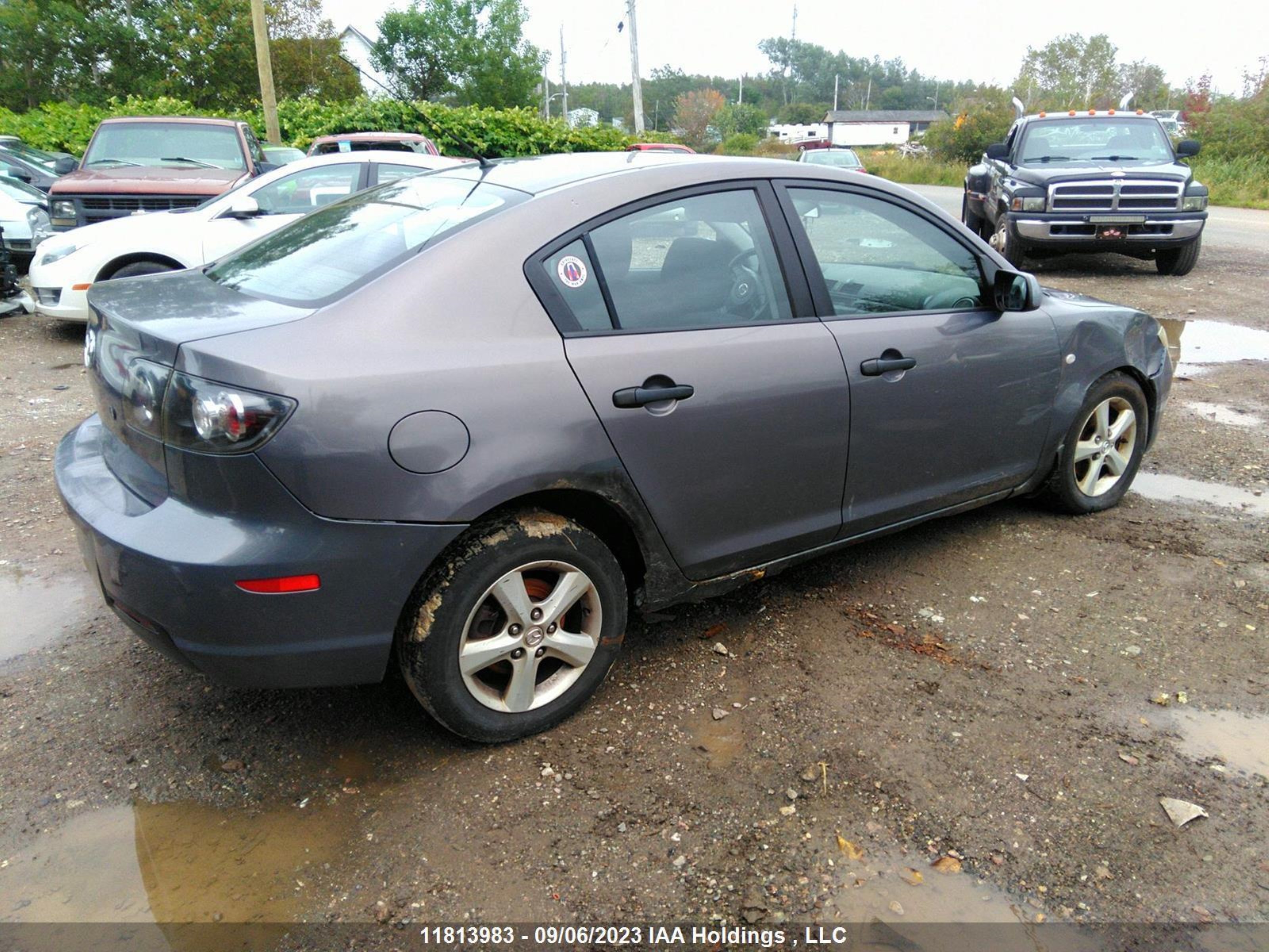 Photo 4 VIN: JM1BK32F481134215 - MAZDA 3 