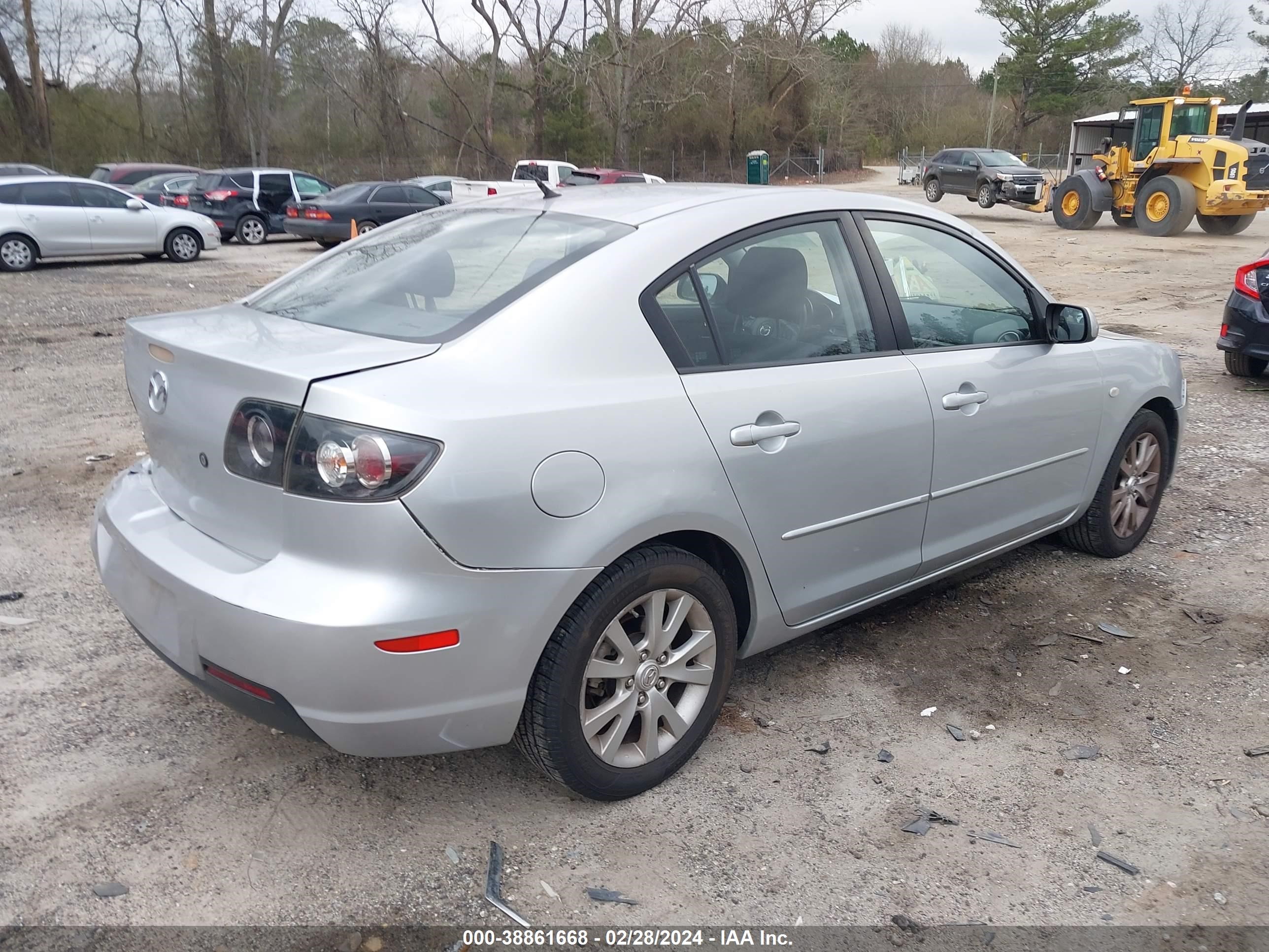 Photo 3 VIN: JM1BK32F481838964 - MAZDA 3 