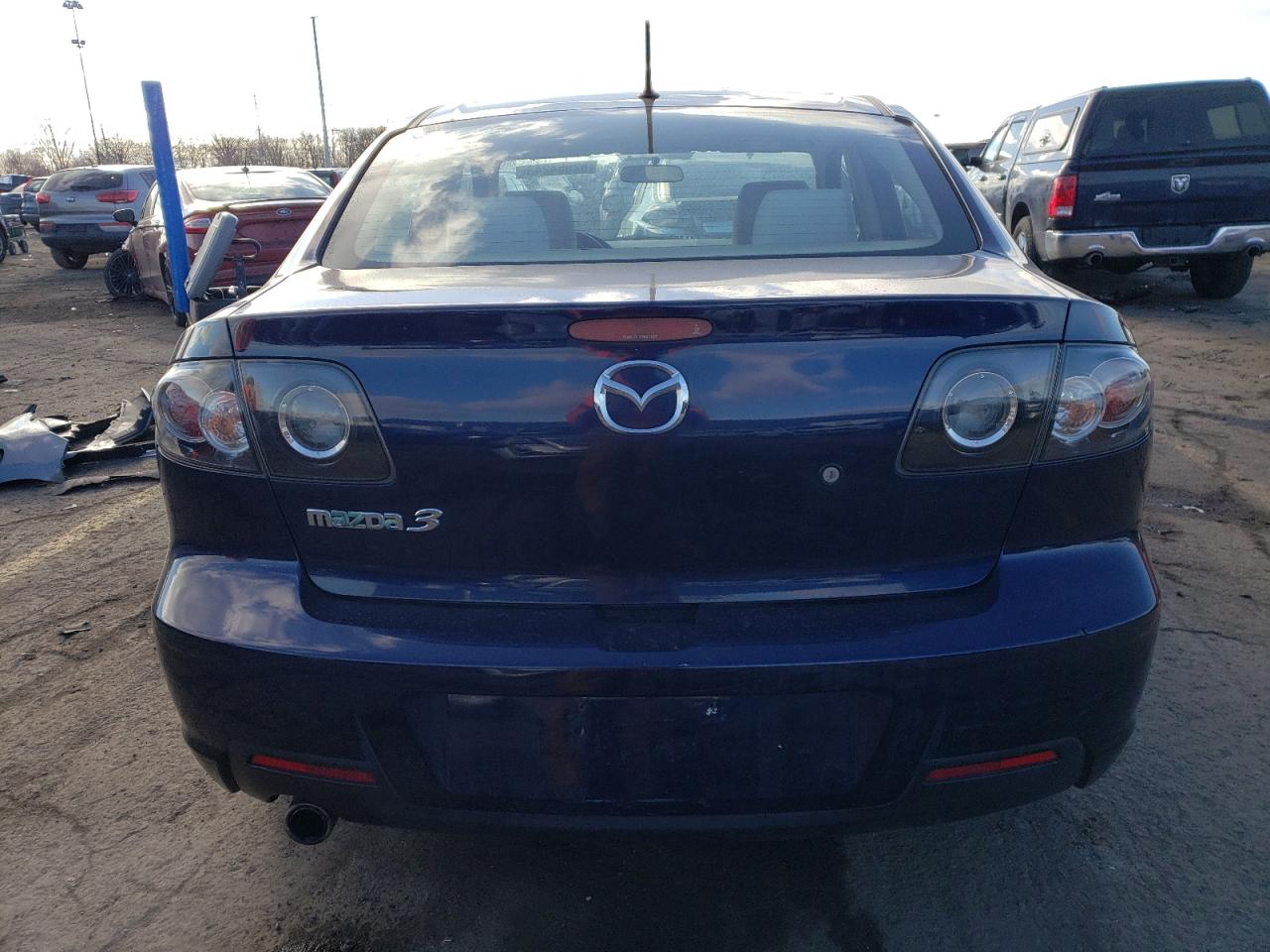 Photo 5 VIN: JM1BK32F581105578 - MAZDA 3 