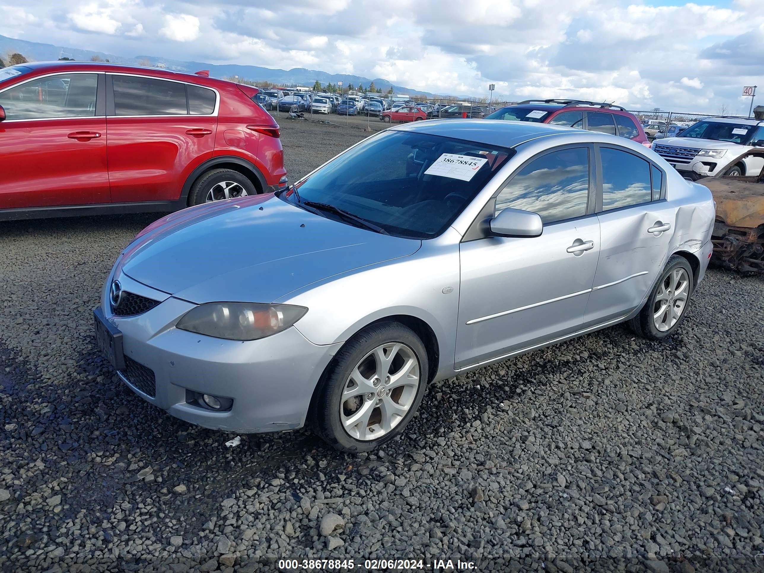 Photo 1 VIN: JM1BK32F581165909 - MAZDA 3 