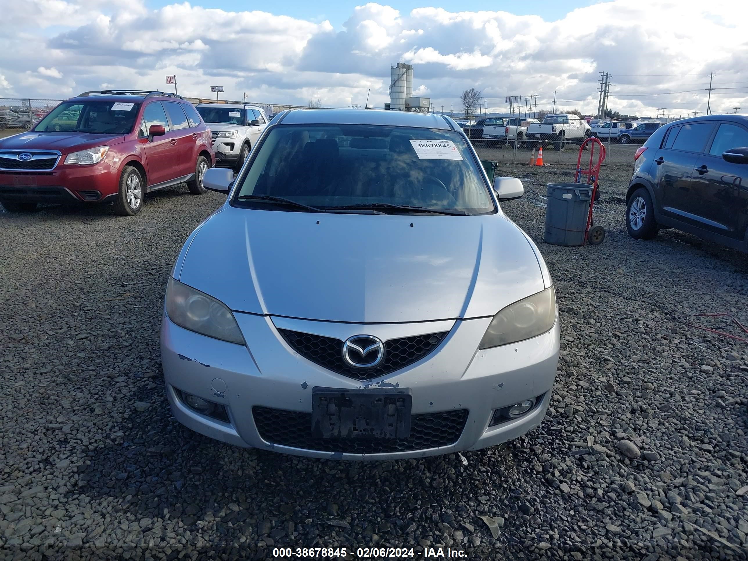 Photo 11 VIN: JM1BK32F581165909 - MAZDA 3 