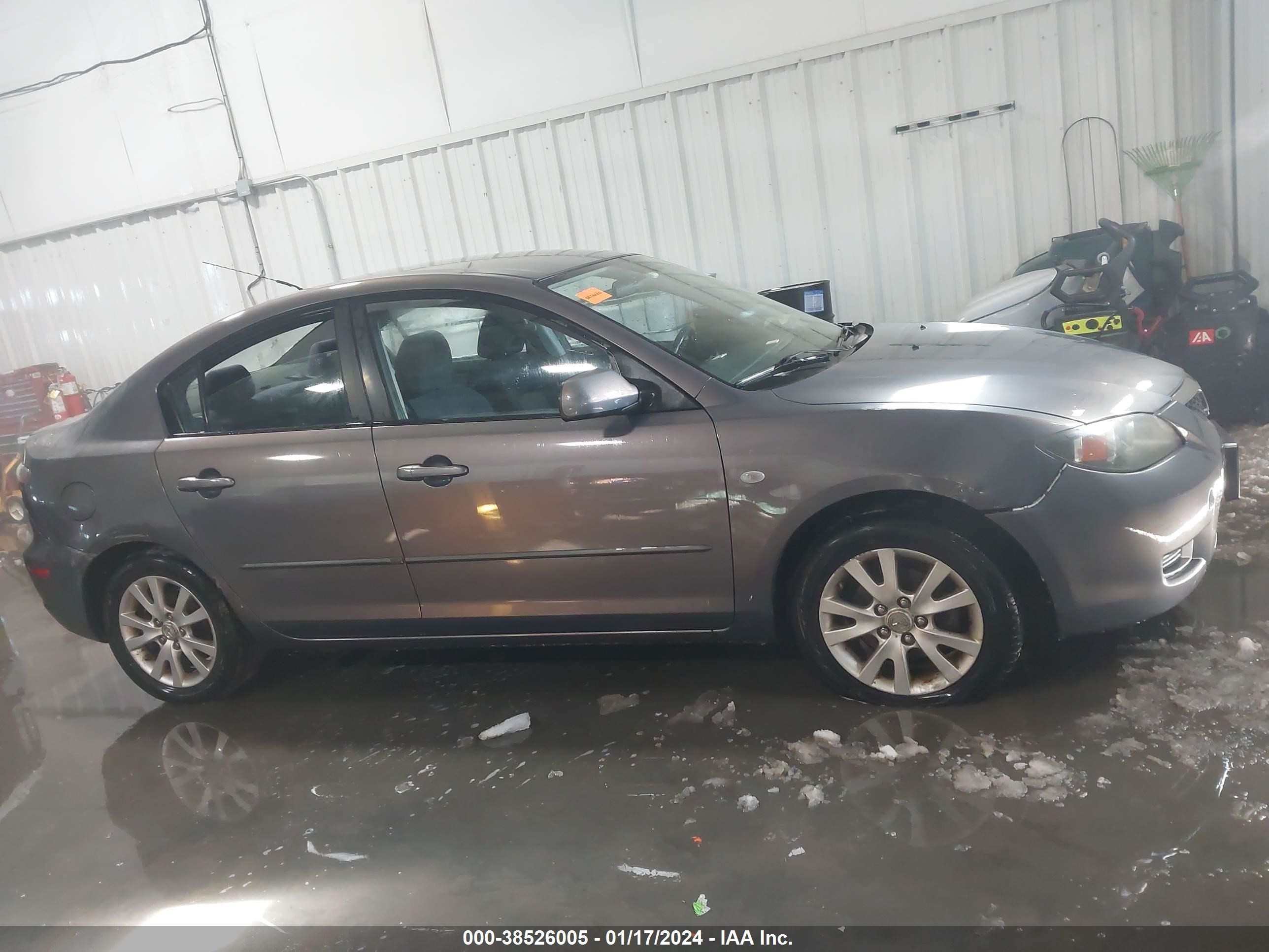 Photo 12 VIN: JM1BK32F671757799 - MAZDA 3 