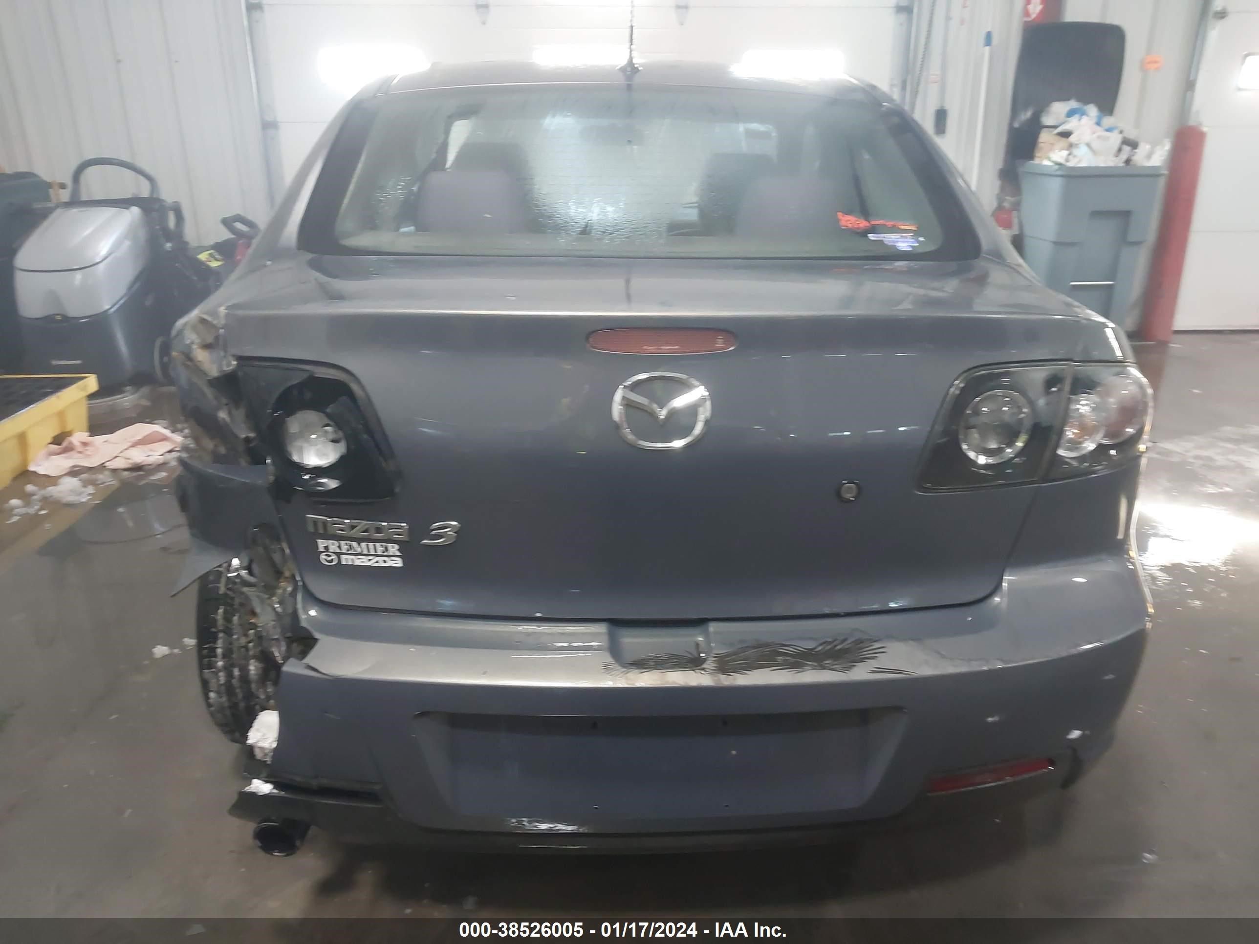 Photo 15 VIN: JM1BK32F671757799 - MAZDA 3 