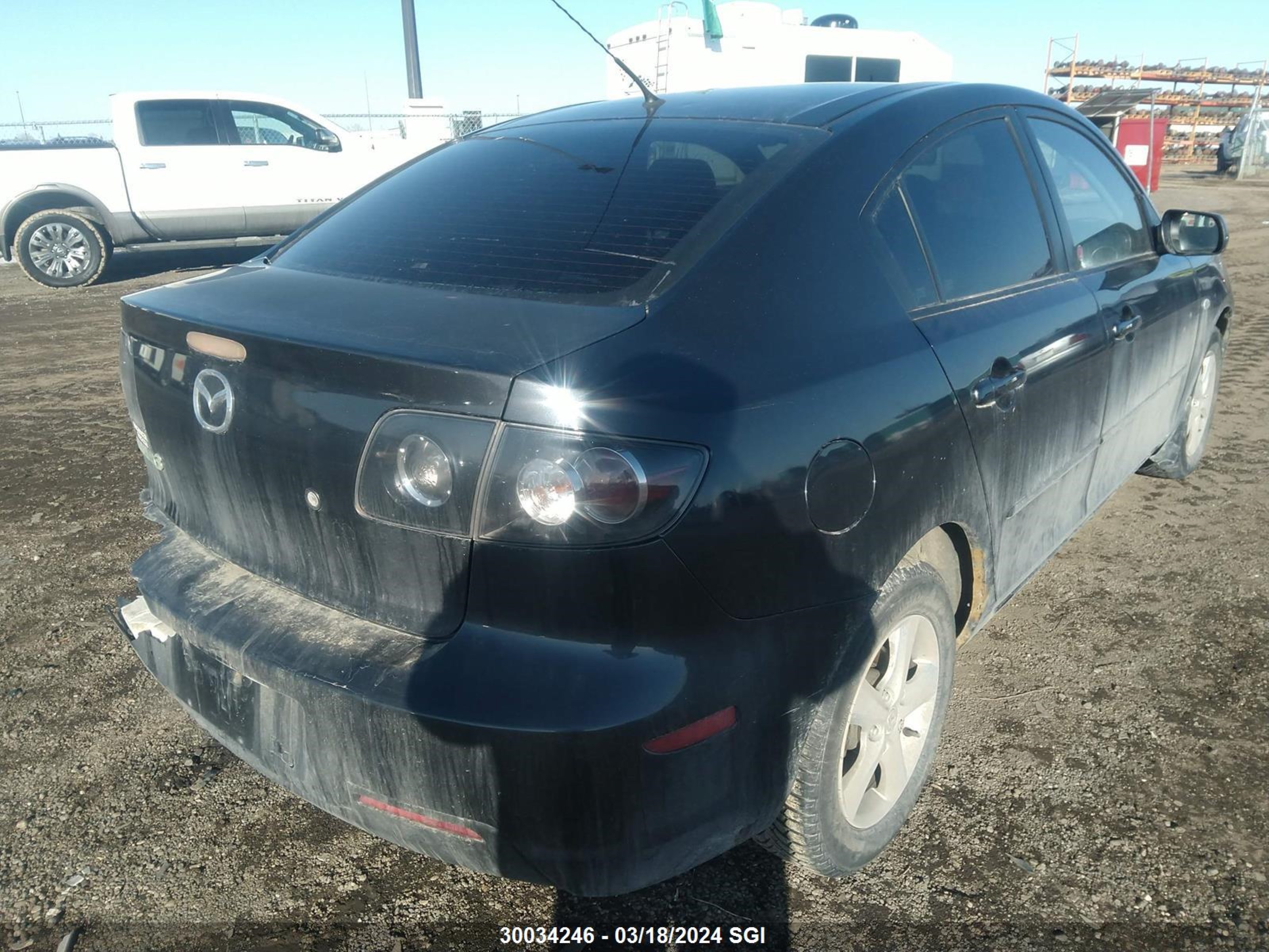 Photo 3 VIN: JM1BK32F681796197 - MAZDA 3 