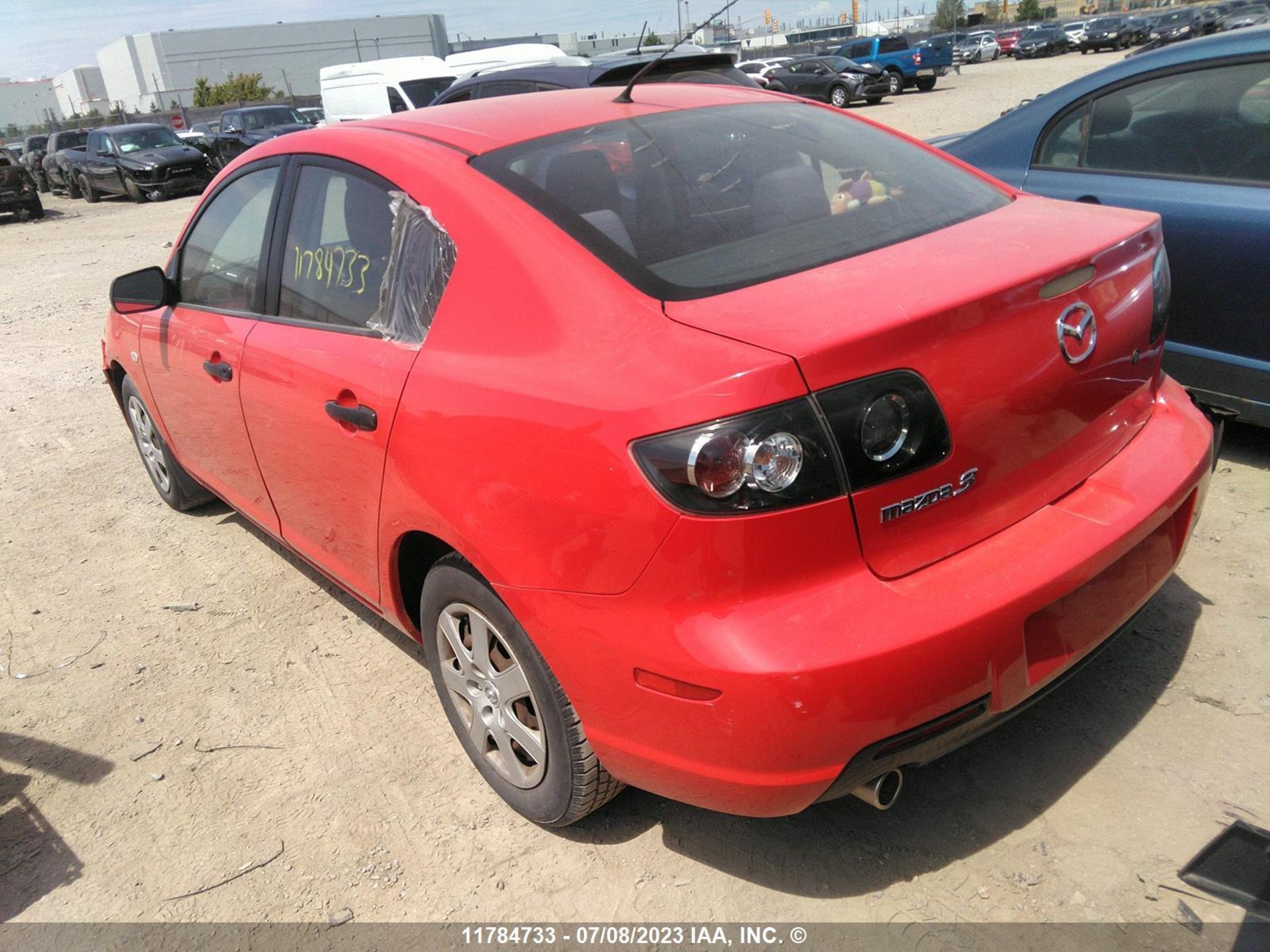 Photo 2 VIN: JM1BK32F681874736 - MAZDA 3 