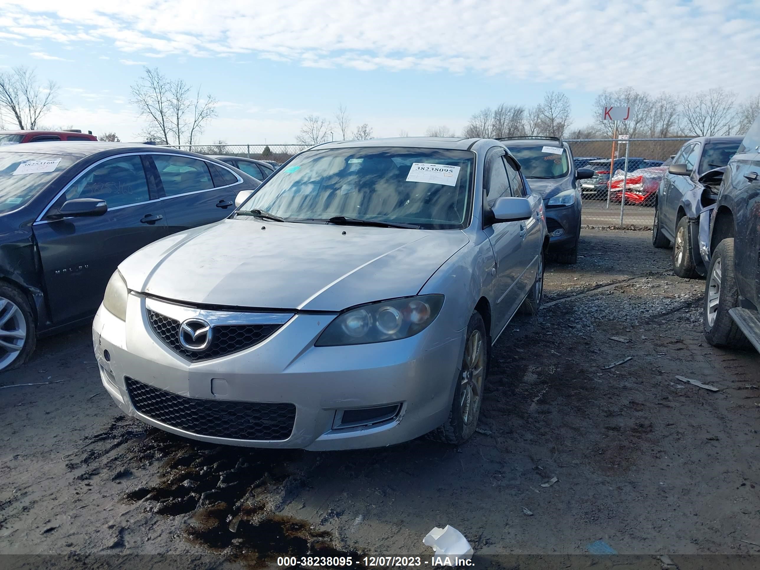 Photo 1 VIN: JM1BK32F771716906 - MAZDA 3 