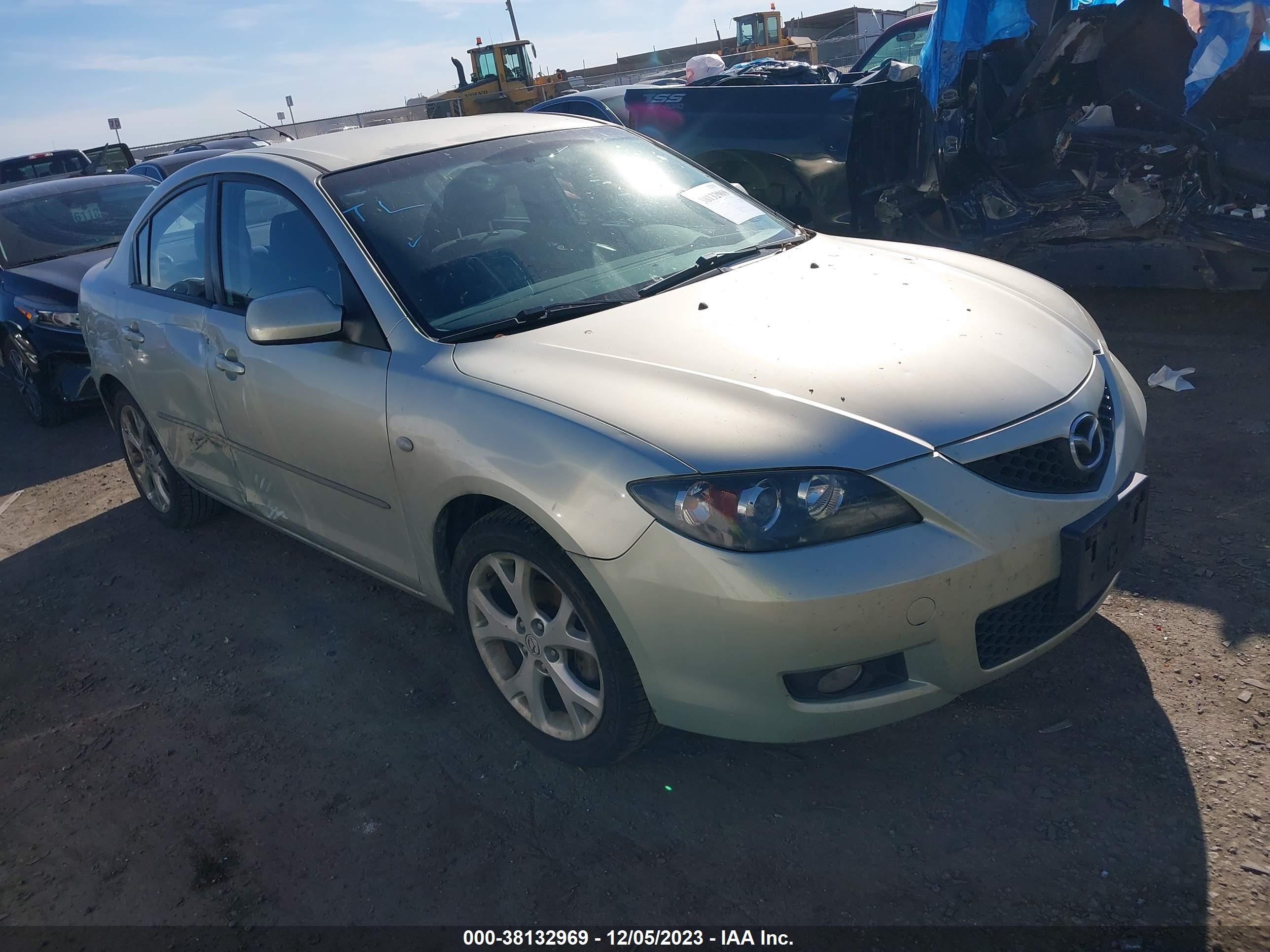 Photo 0 VIN: JM1BK32F881116493 - MAZDA 3 