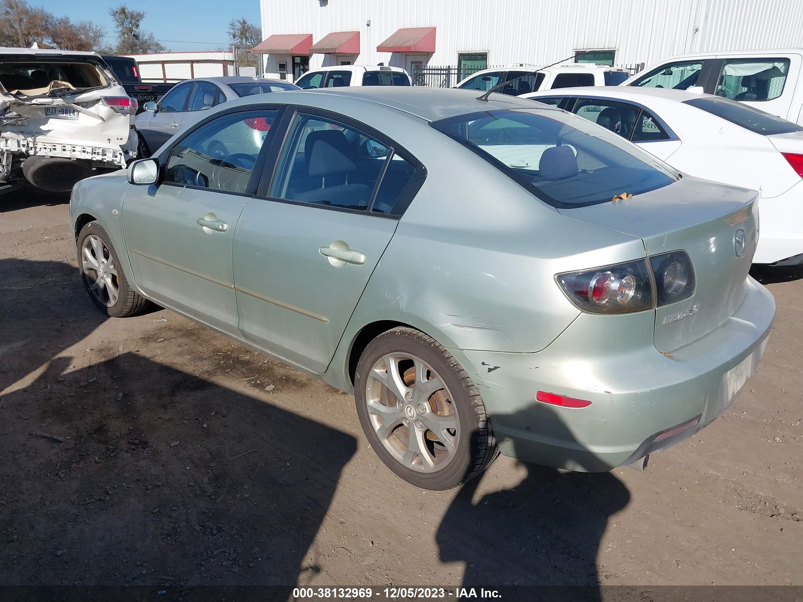 Photo 2 VIN: JM1BK32F881116493 - MAZDA 3 