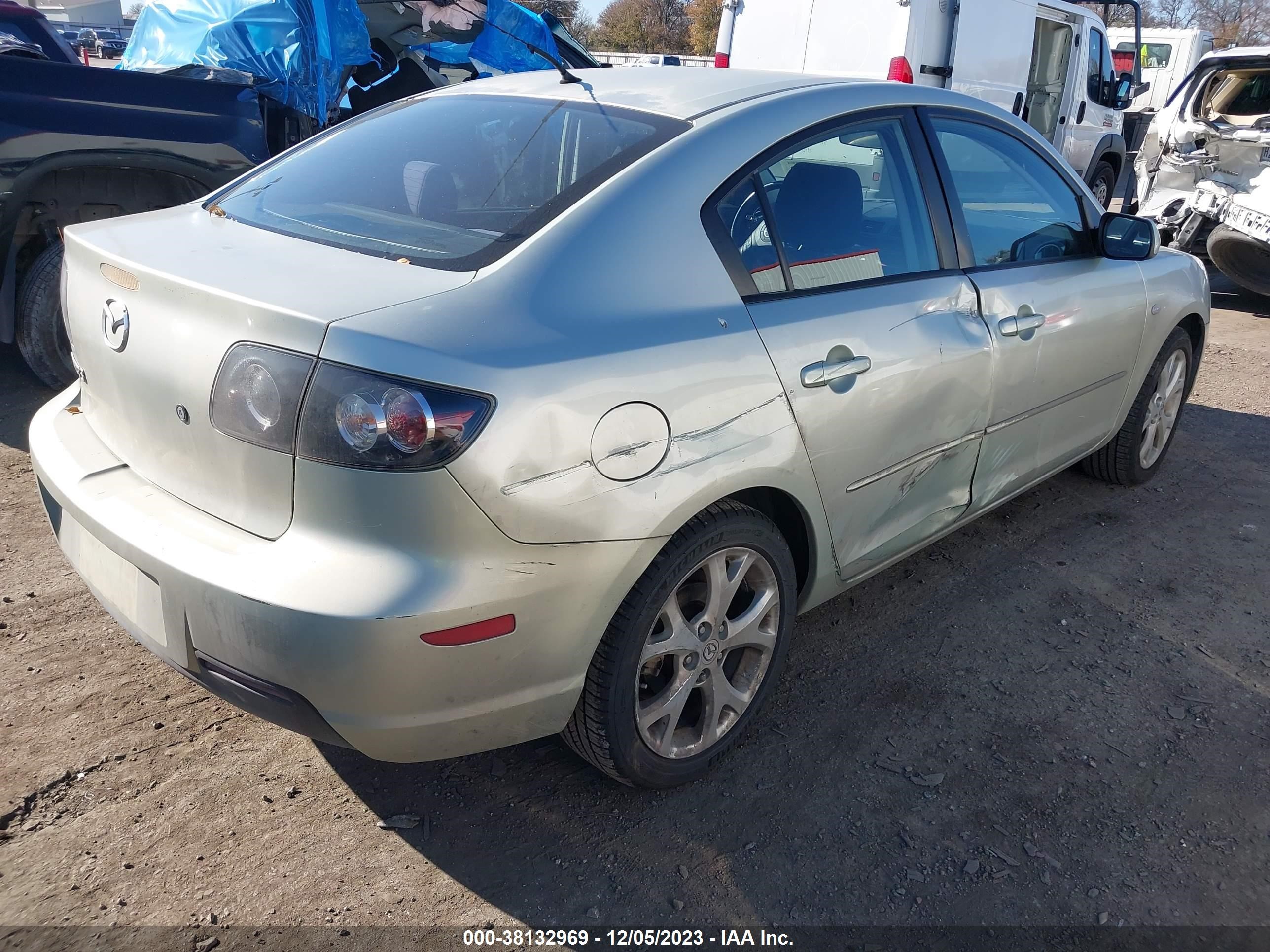 Photo 3 VIN: JM1BK32F881116493 - MAZDA 3 