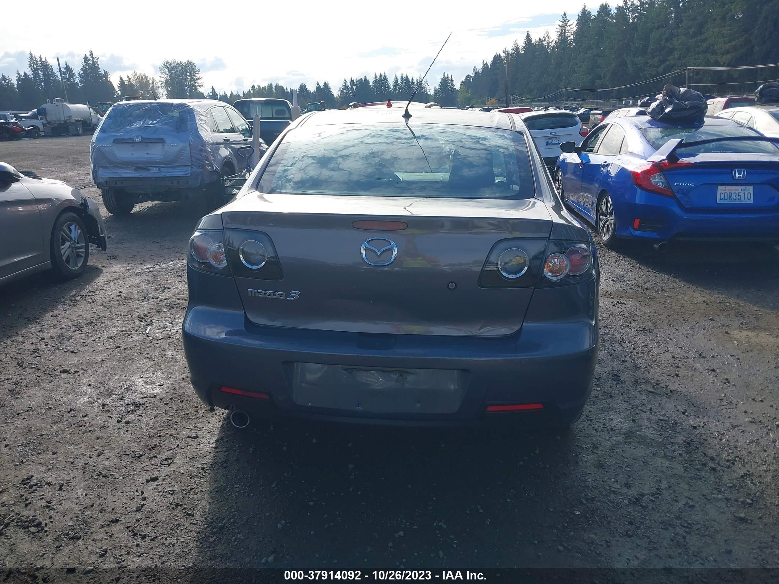 Photo 15 VIN: JM1BK32F981800467 - MAZDA 3 