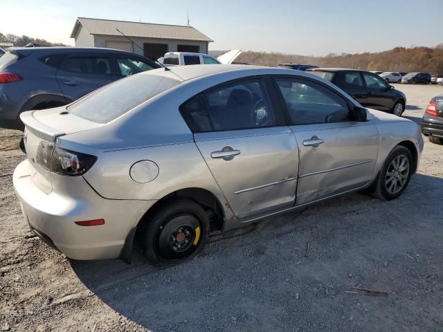 Photo 2 VIN: JM1BK32FX71765243 - MAZDA 3 