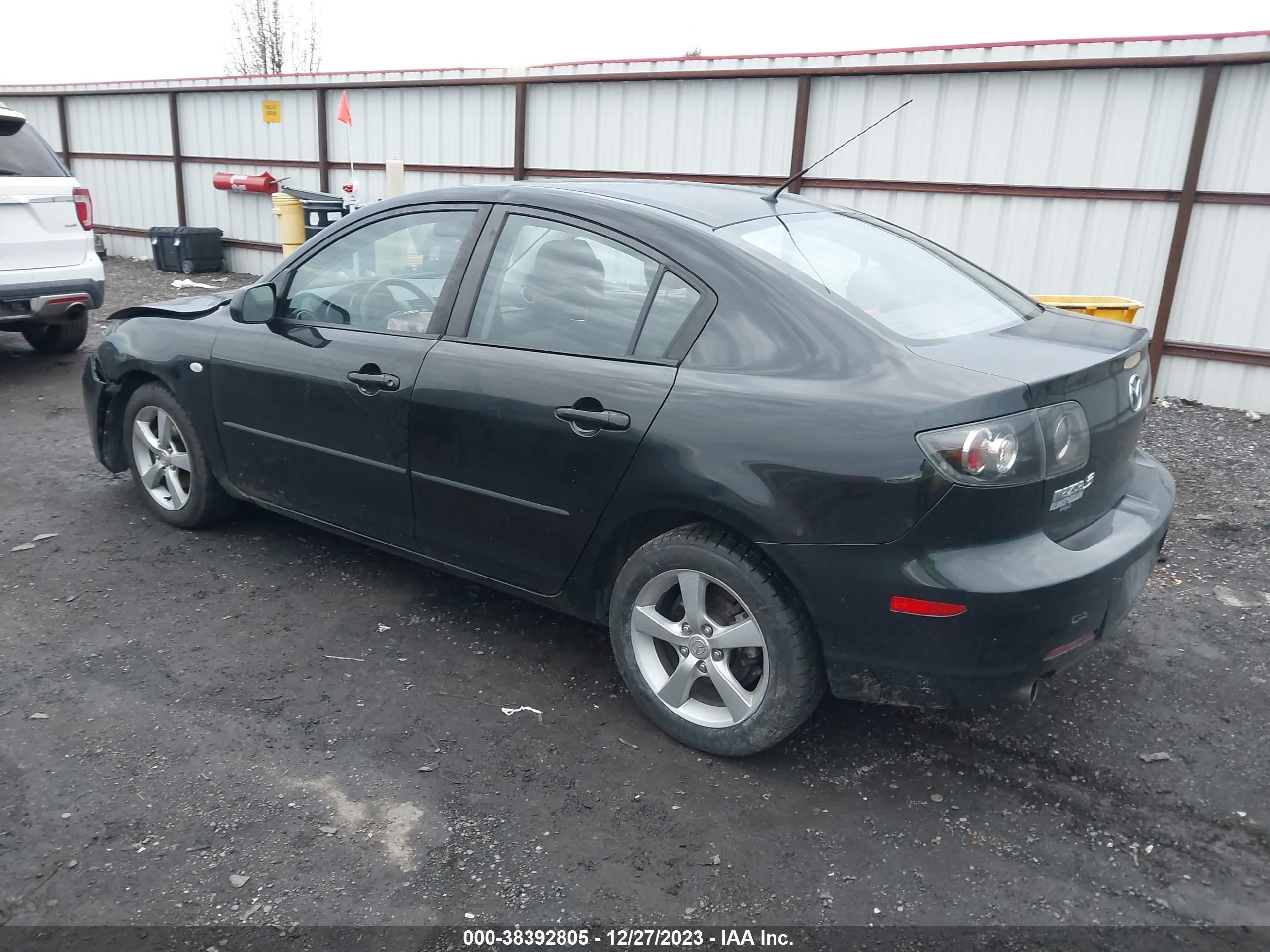 Photo 2 VIN: JM1BK32FX81141685 - MAZDA 3 